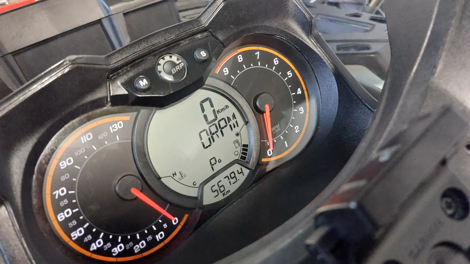 Can-Am Outlander 1000 max LTD Blanco - 2