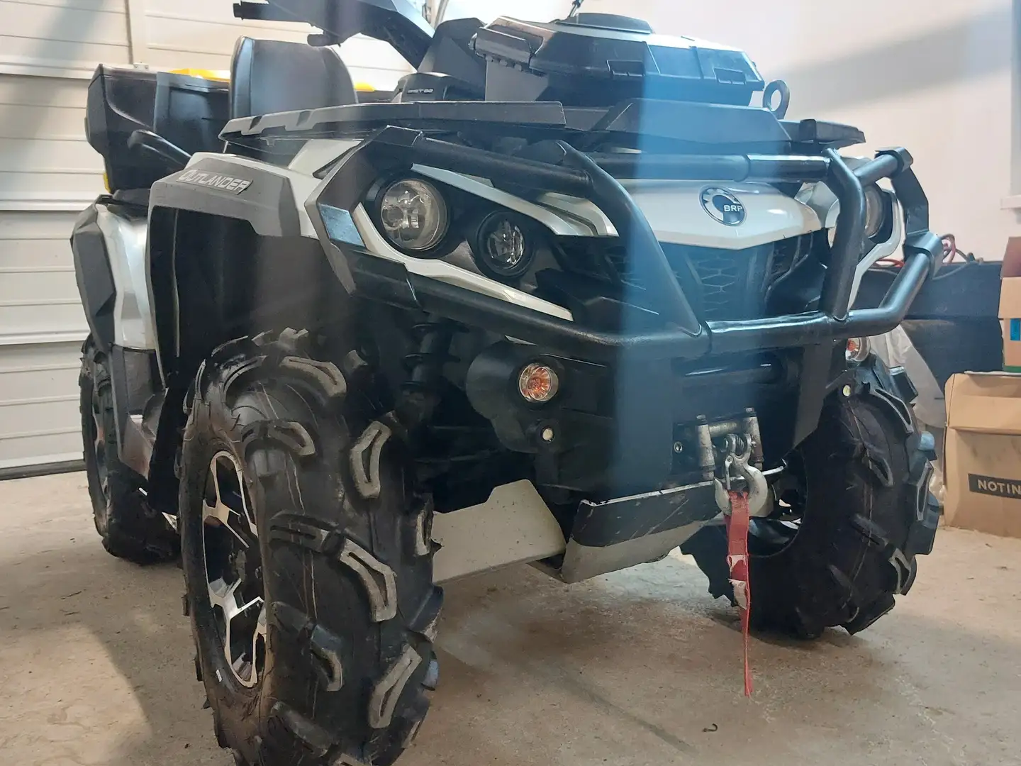Can-Am Outlander 1000 max LTD Blanco - 1