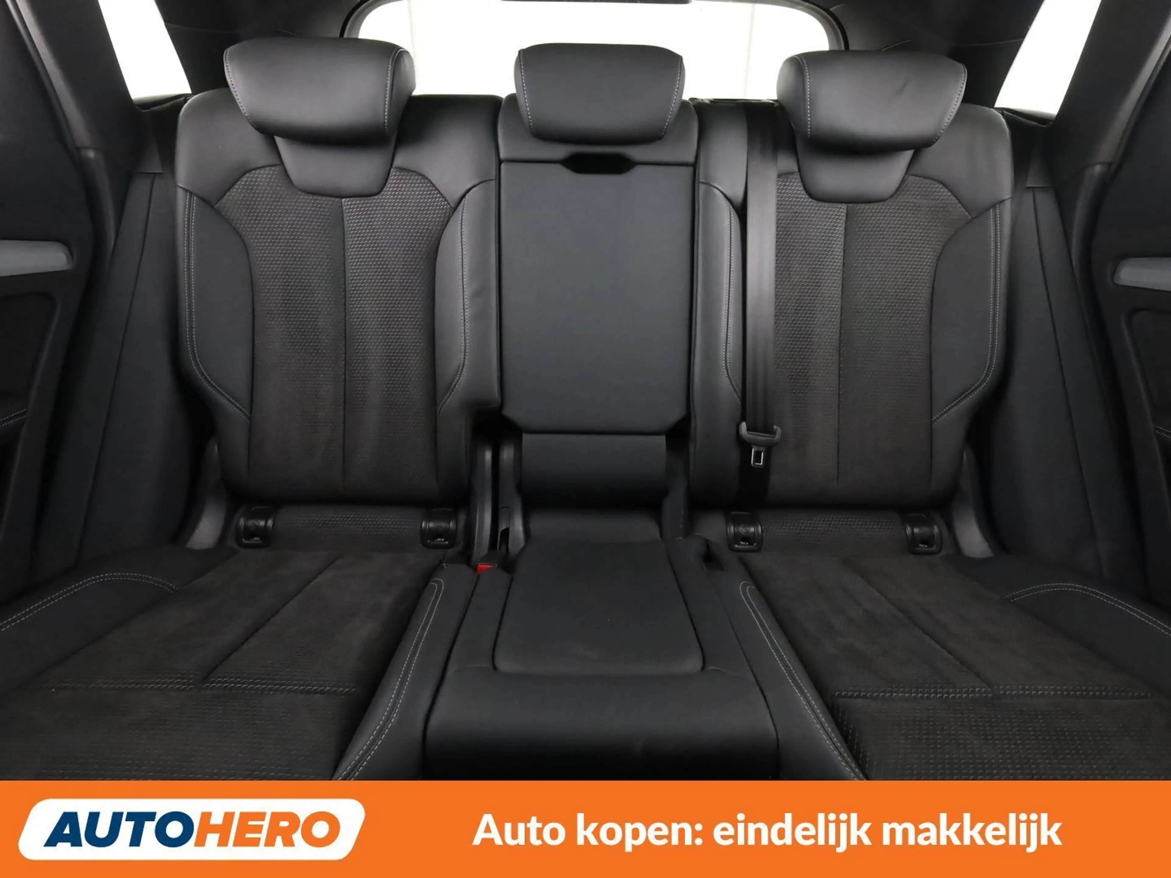 Audi Q5 50 TFSIe quattro sport — photo 15