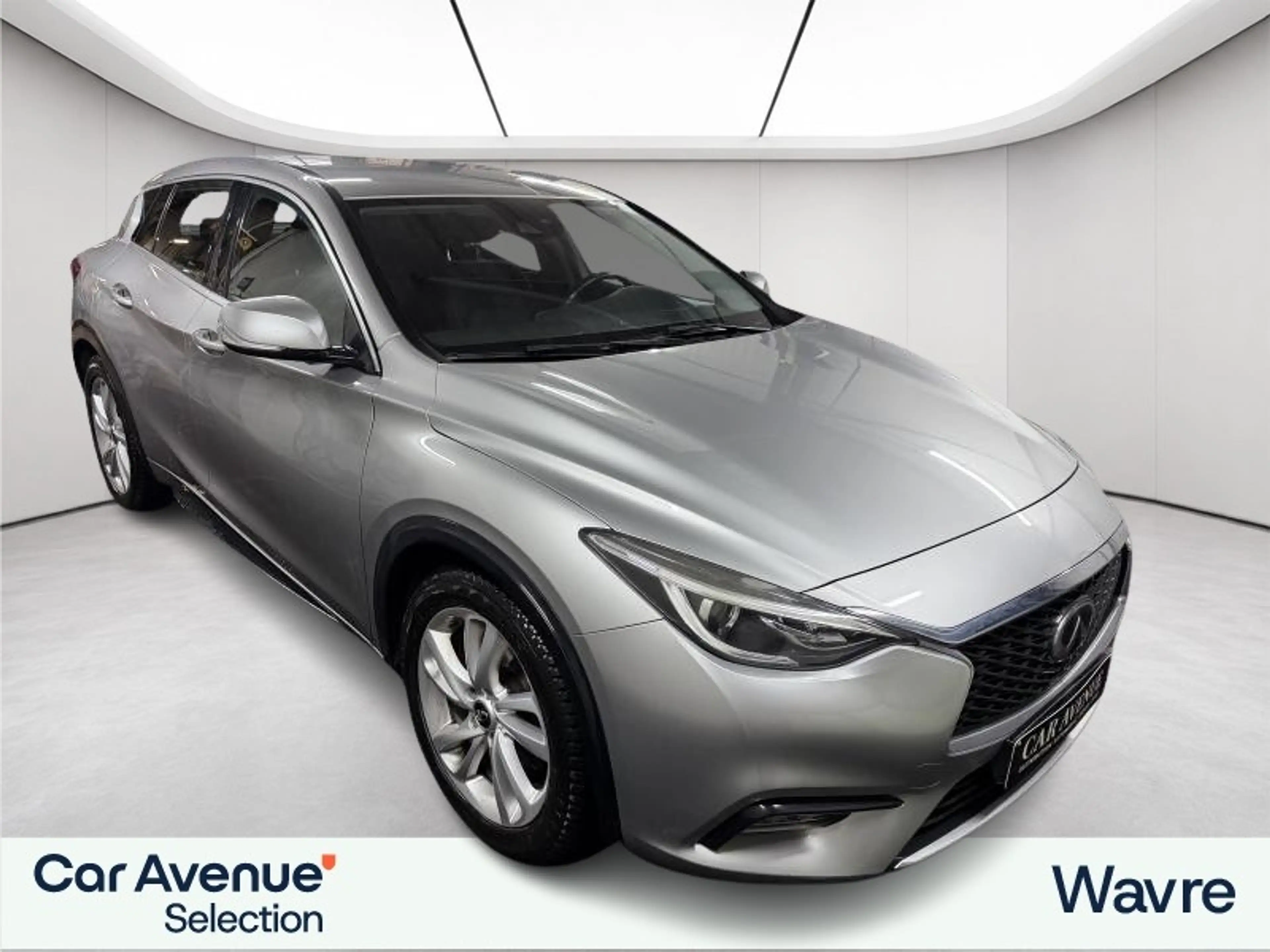 Infiniti Q30 — photo 3
