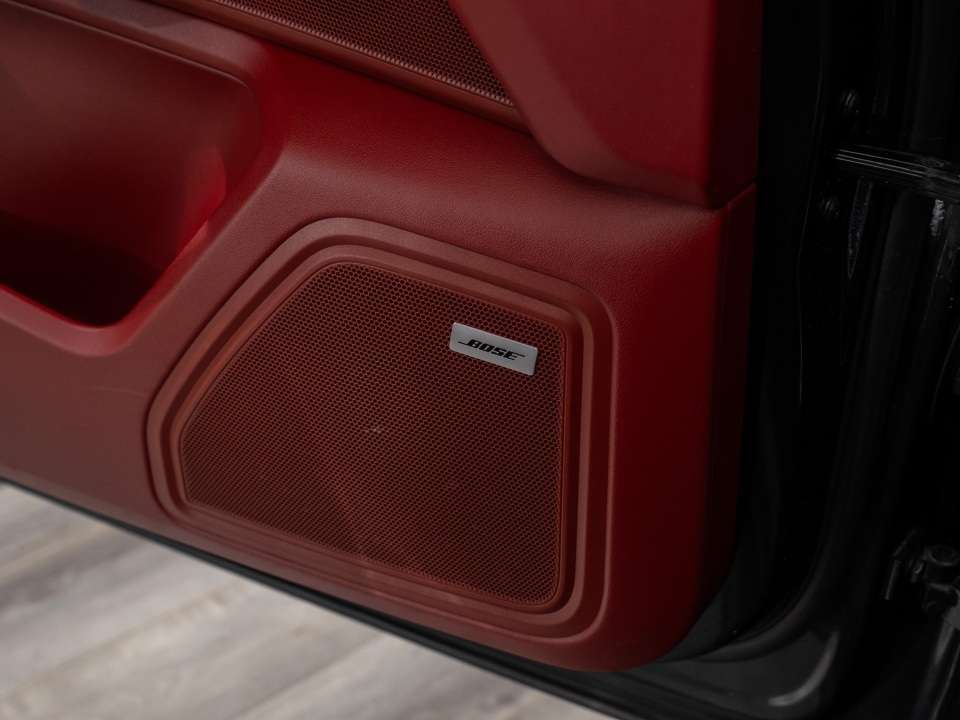 2024 Porsche Macan GTS thumb 39