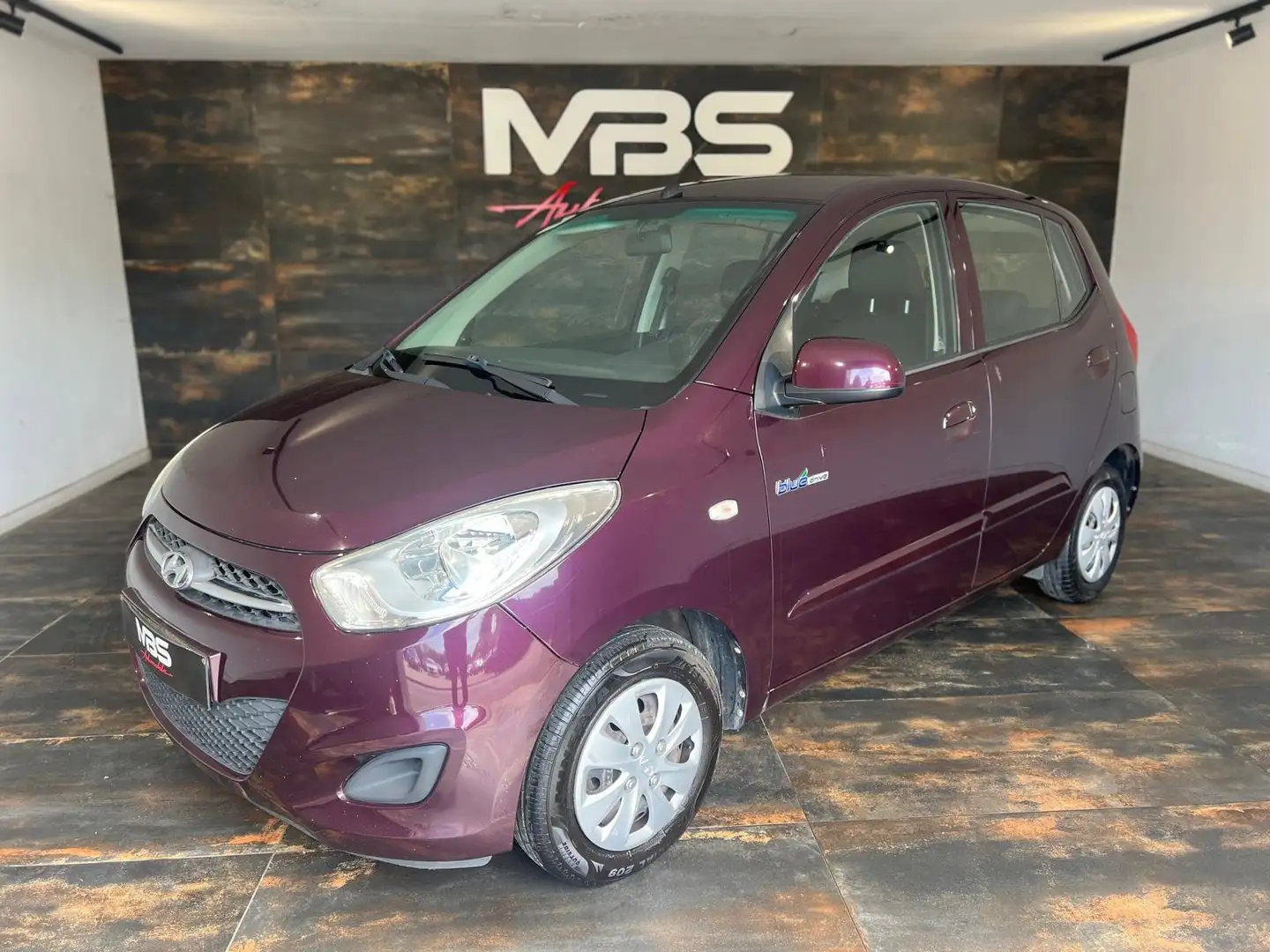 Hyundai i10 i10 1.0 i * RADIO * CLIM * 5 PORTES * VITRES ELECT Mauve - 1