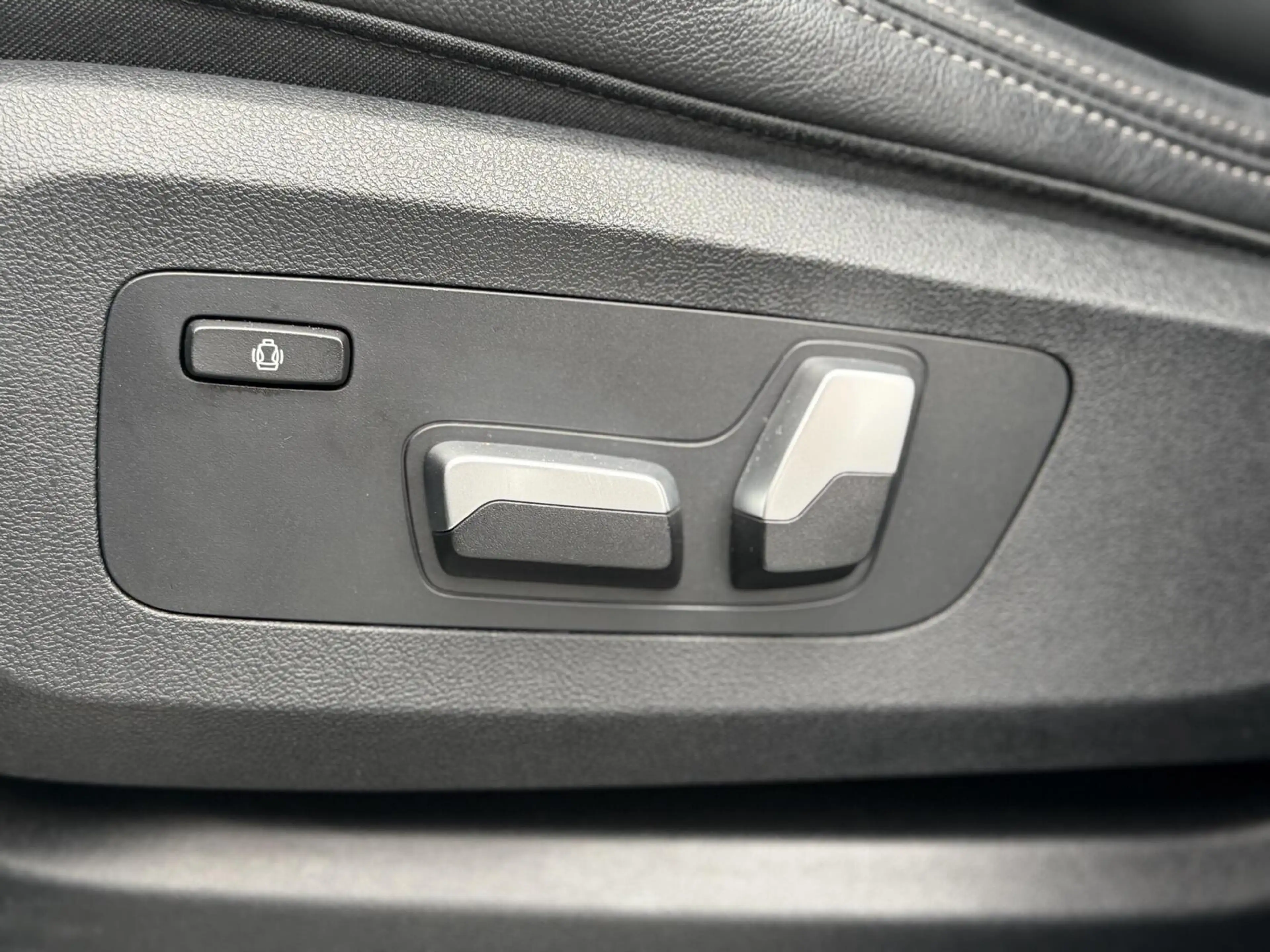 BMW X5 xDrive45e High Executive M-Sport|PANO|HK — photo 15