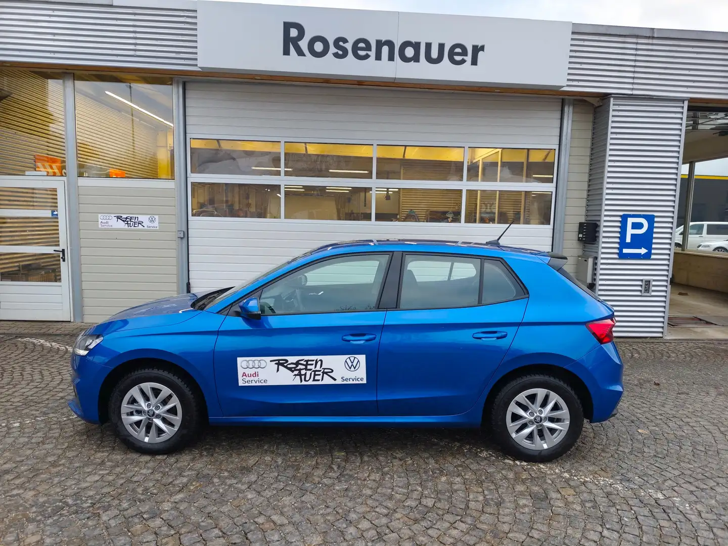 Skoda Fabia Essence Blau - 1