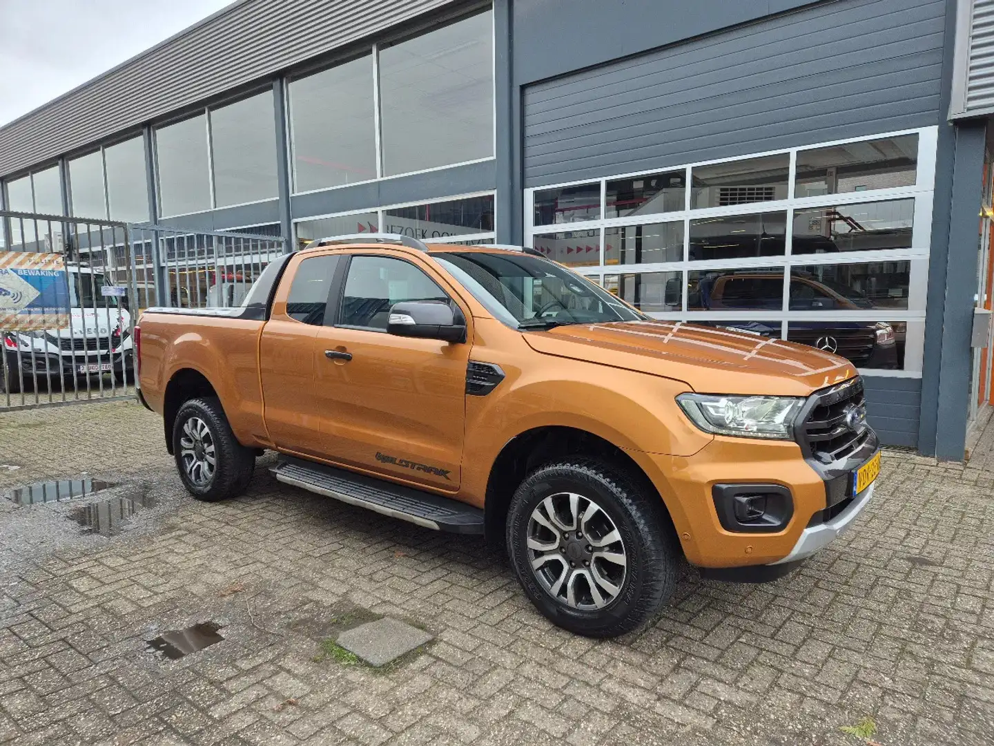 Ford Ranger 2.0 TDCI 4X4 BiTurbo WildTrak/ Leer/ Navi/ Camera/ Orange - 1