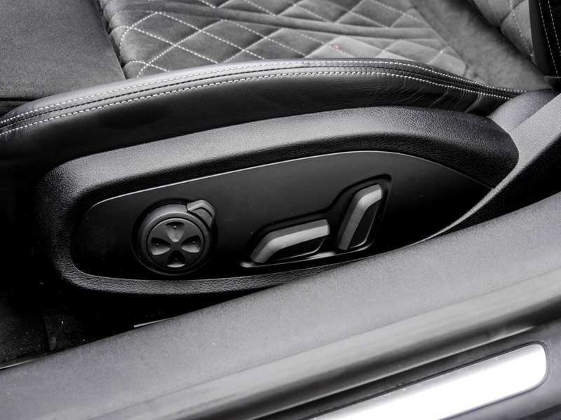 Audi TTS Roadster Nav+ Matrix B&O Airscarf Sportsitze+ — photo 11
