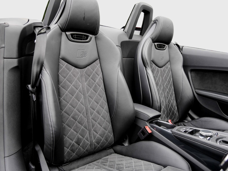 Audi TTS Roadster Nav+ Matrix B&O Airscarf Sportsitze+ — photo 4