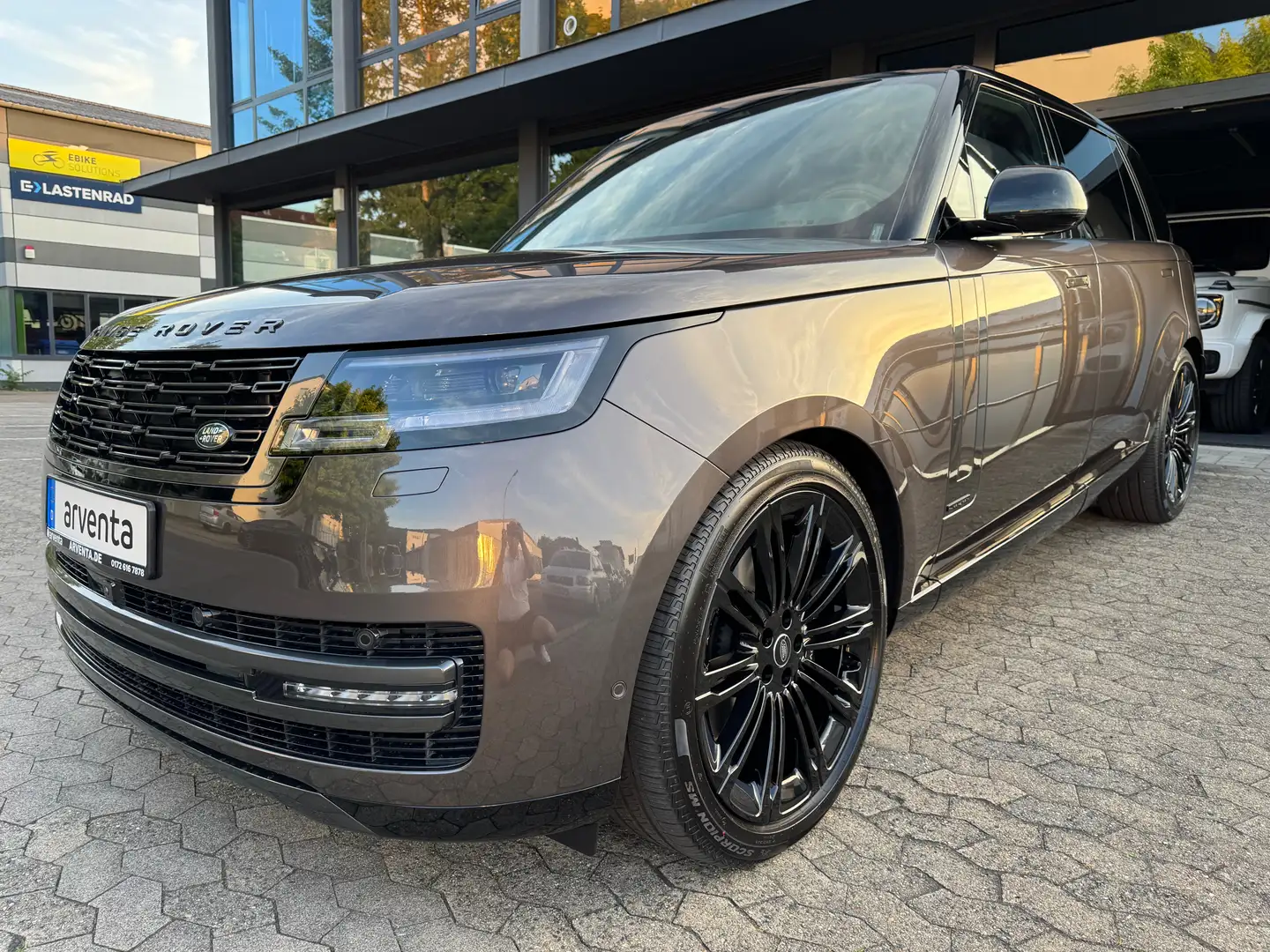 Land Rover Range Rover RANGE ROVER D350 LWB AUTOBIOGRAPHY|PD25|7-SITZE| Grijs - 1
