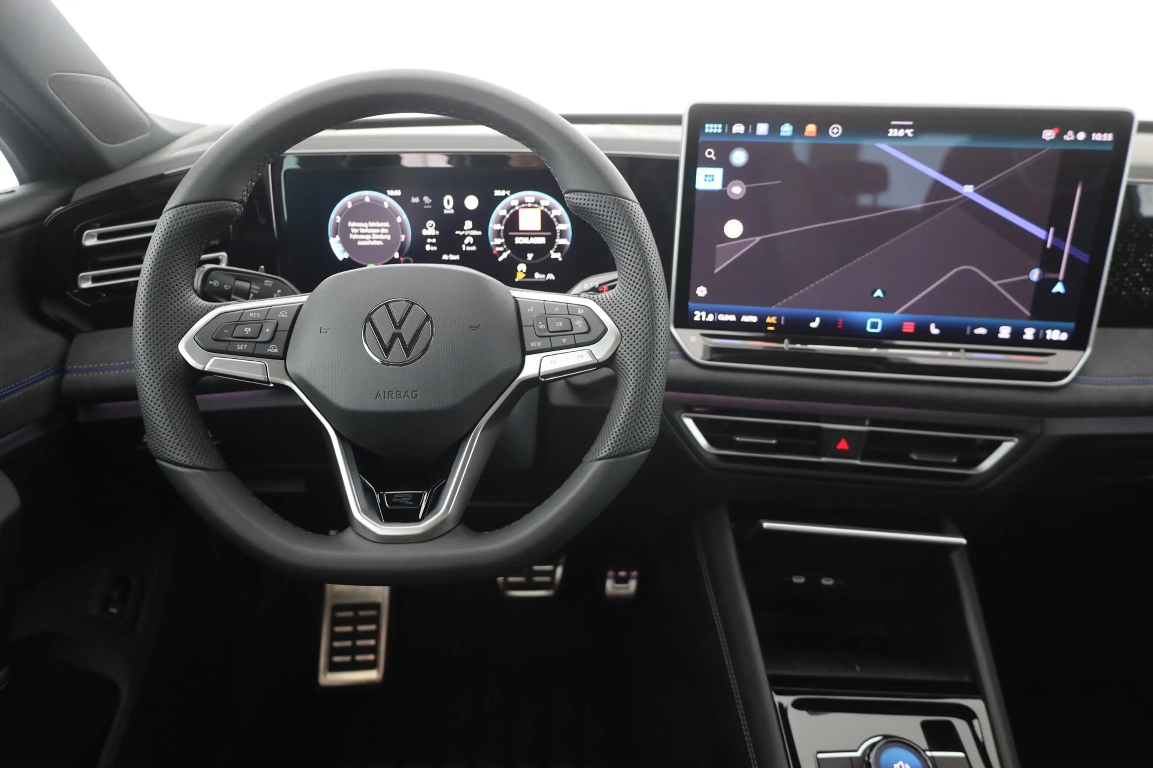 Volkswagen Tiguan 1.5 eTSI R-Line DSG Matrix 360° AHK — photo 10