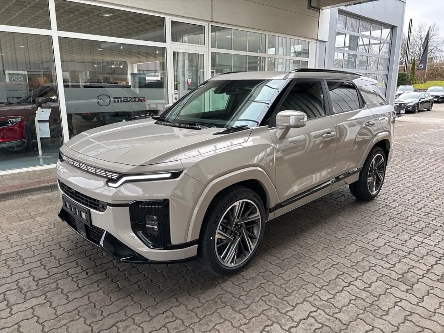 KGM Actyon 1.5 GDI Turbo Benzin AT AWD Bliss Silber - 1