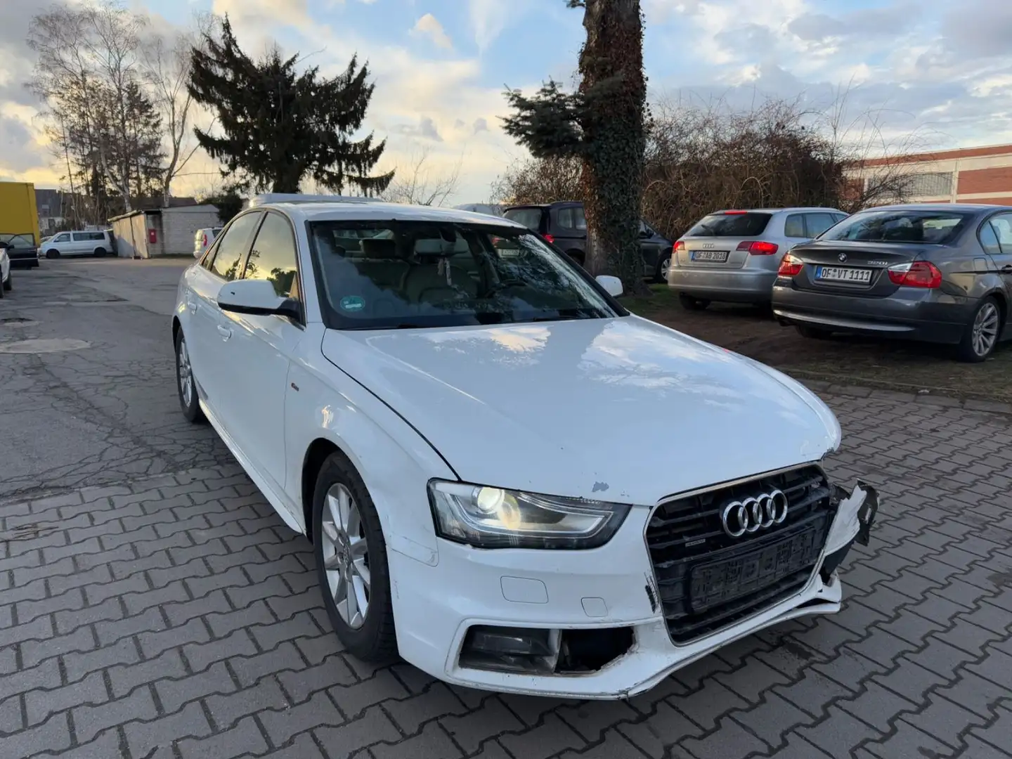 Audi A4 Lim. Ambition quattro 3.0TDI  S LINE Blanco - 1
