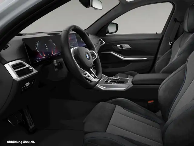 BMW 3 Series view 3