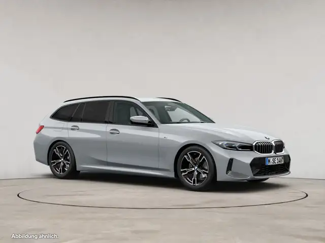 BMW 3 Series view 9