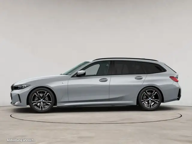 BMW 3 Series view 5