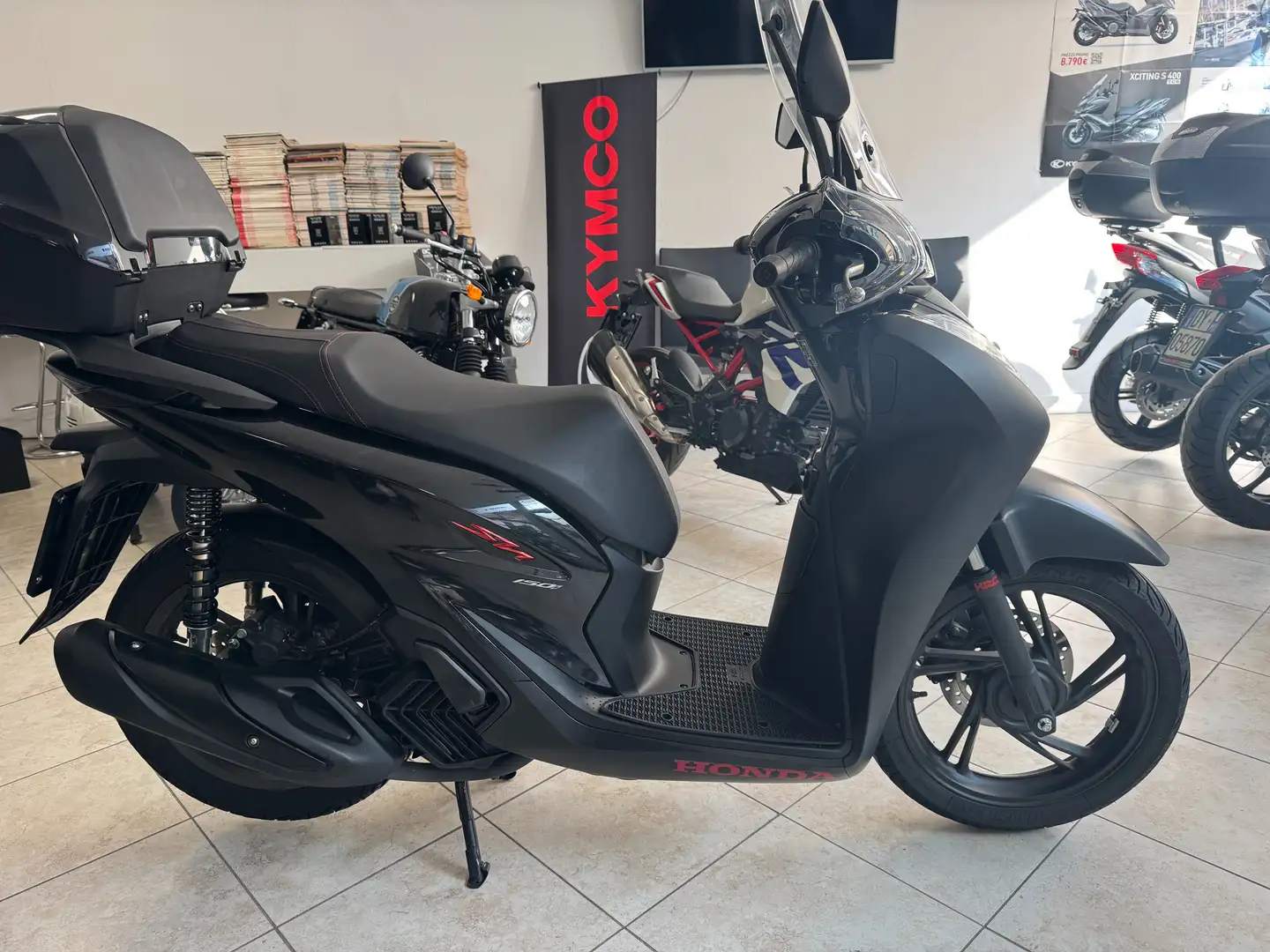 Honda SH 150 SPORT Nero - 2