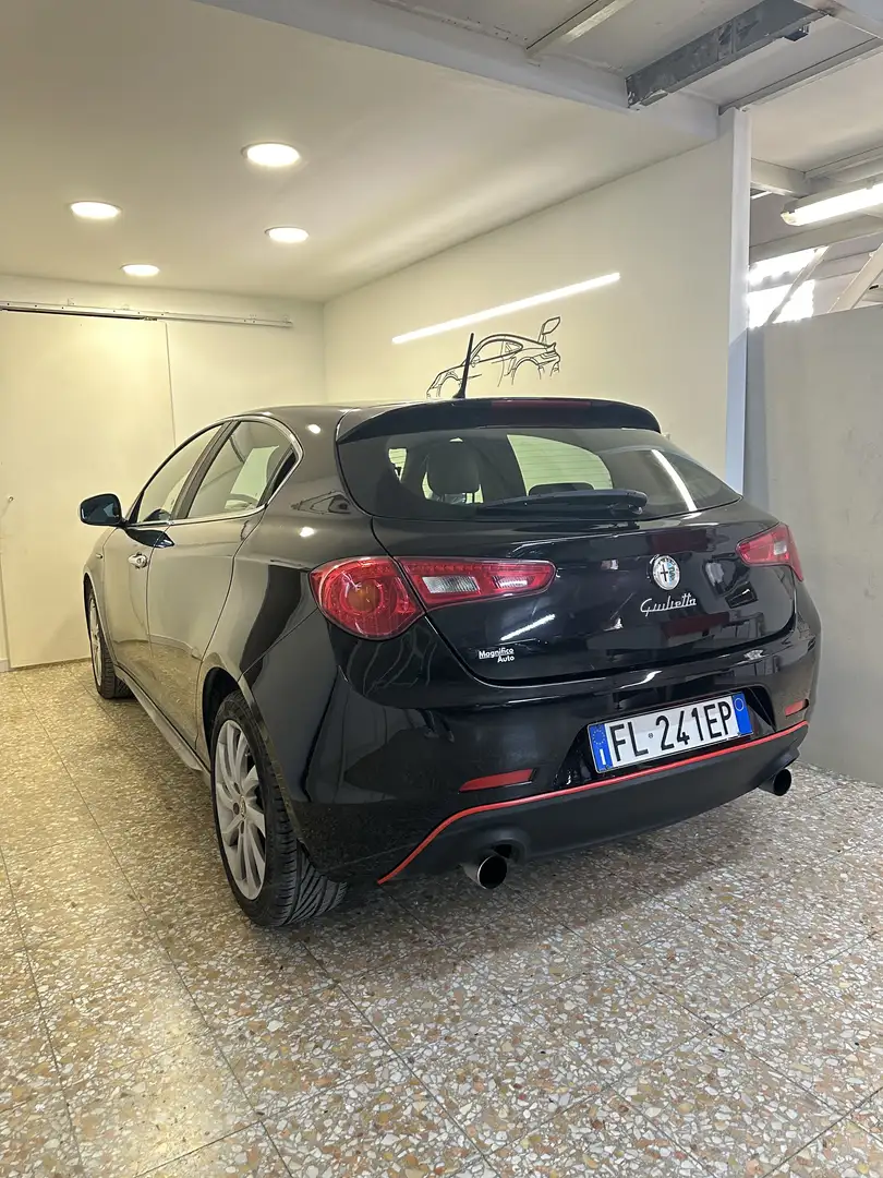 Alfa Romeo Giulietta - 2