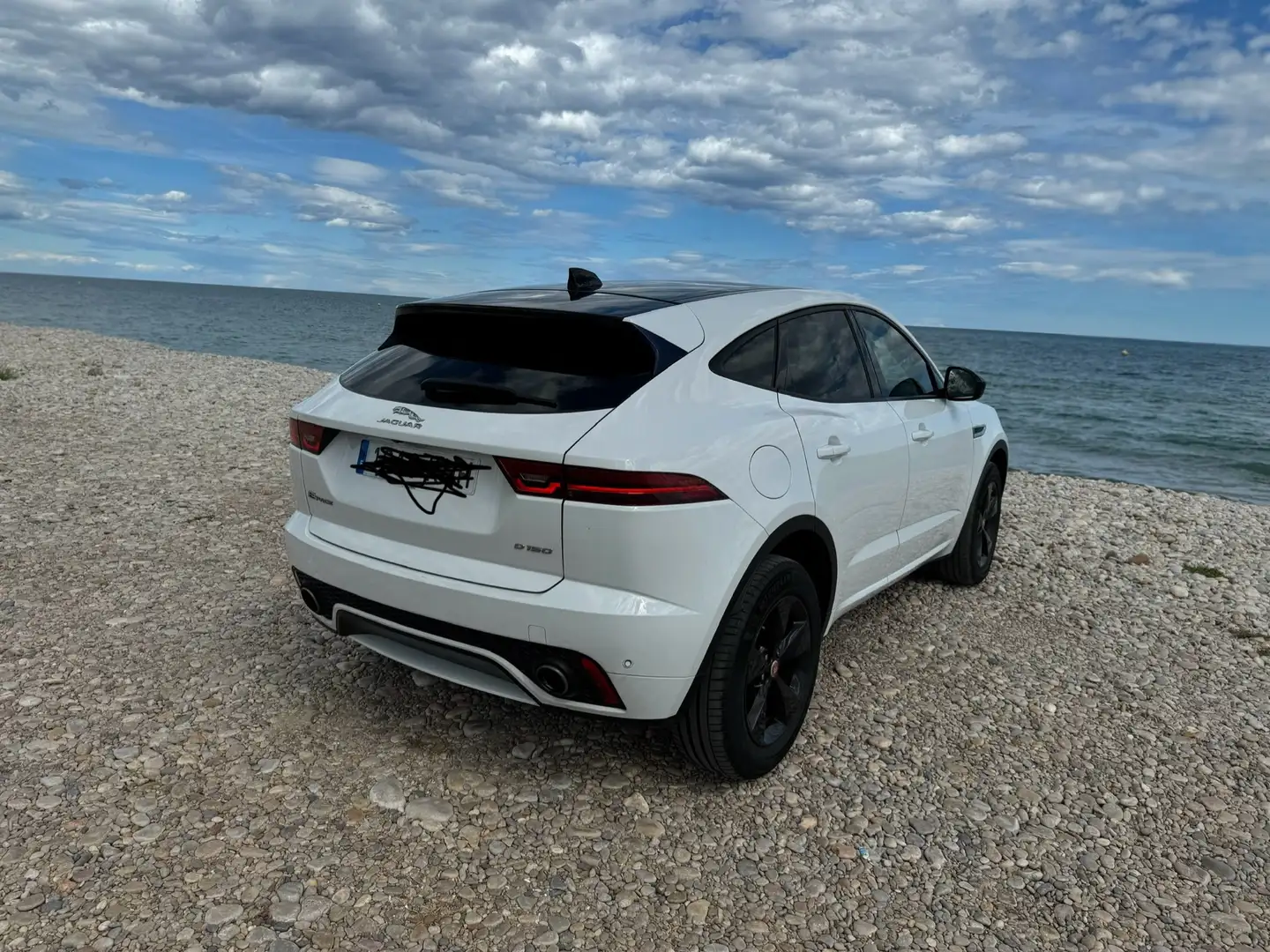 Jaguar E-Pace 2.0D I4 R-Dynamic Base AWD 150 - 2