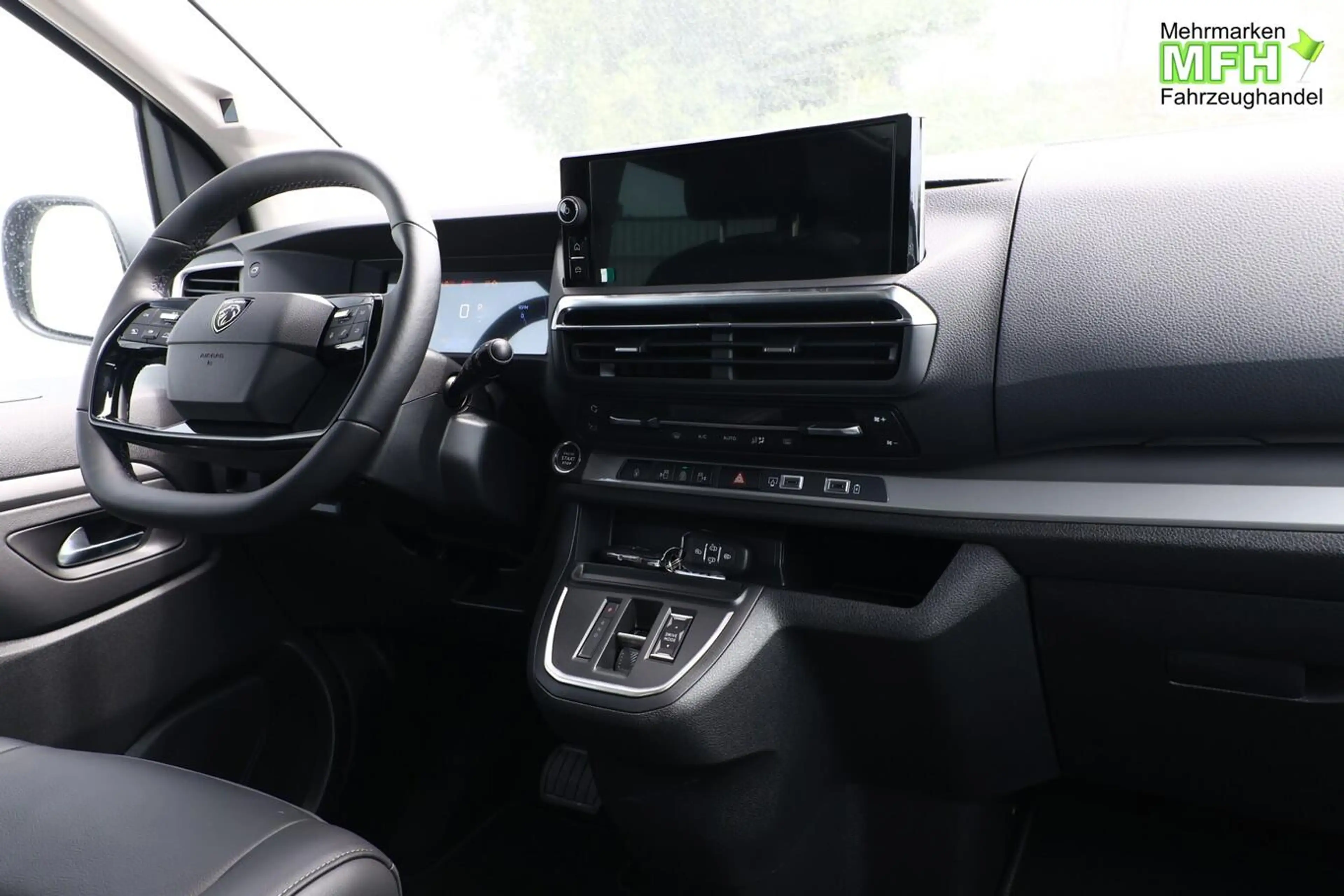 Peugeot Traveller 180 EAT8 Allure L3 Pano Nav AHK StHz 130 kW (17... — photo 8