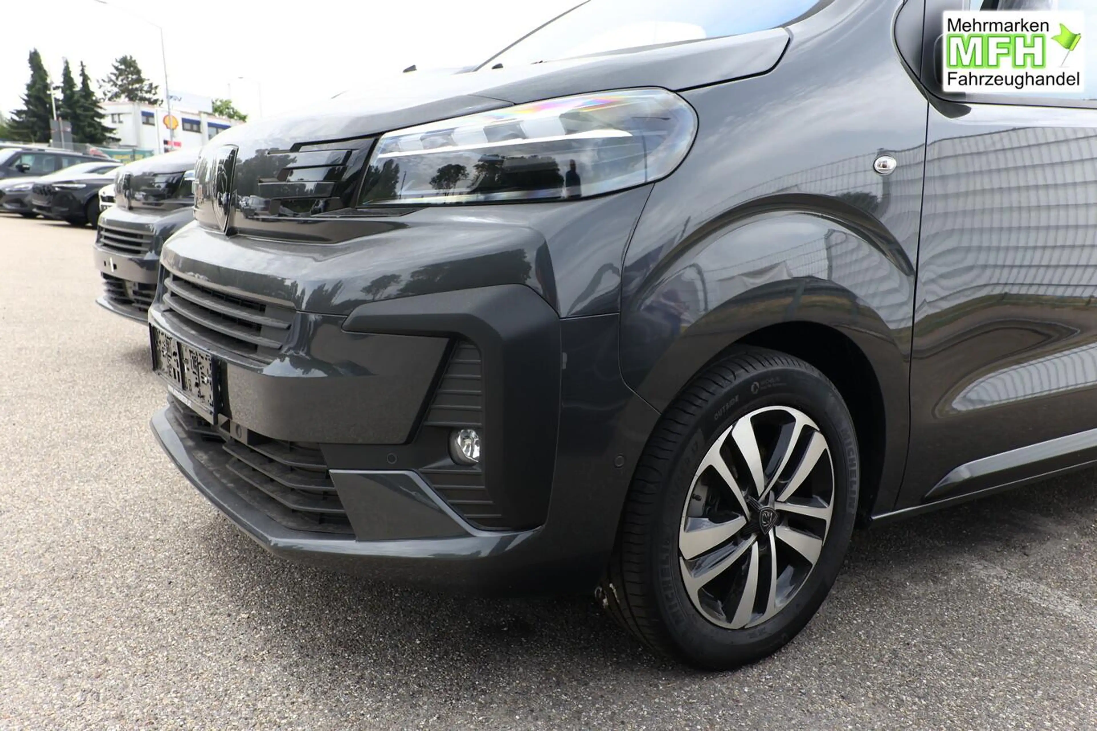 Peugeot Traveller 180 EAT8 Allure L3 Pano Nav AHK StHz 130 kW (17... — photo 4