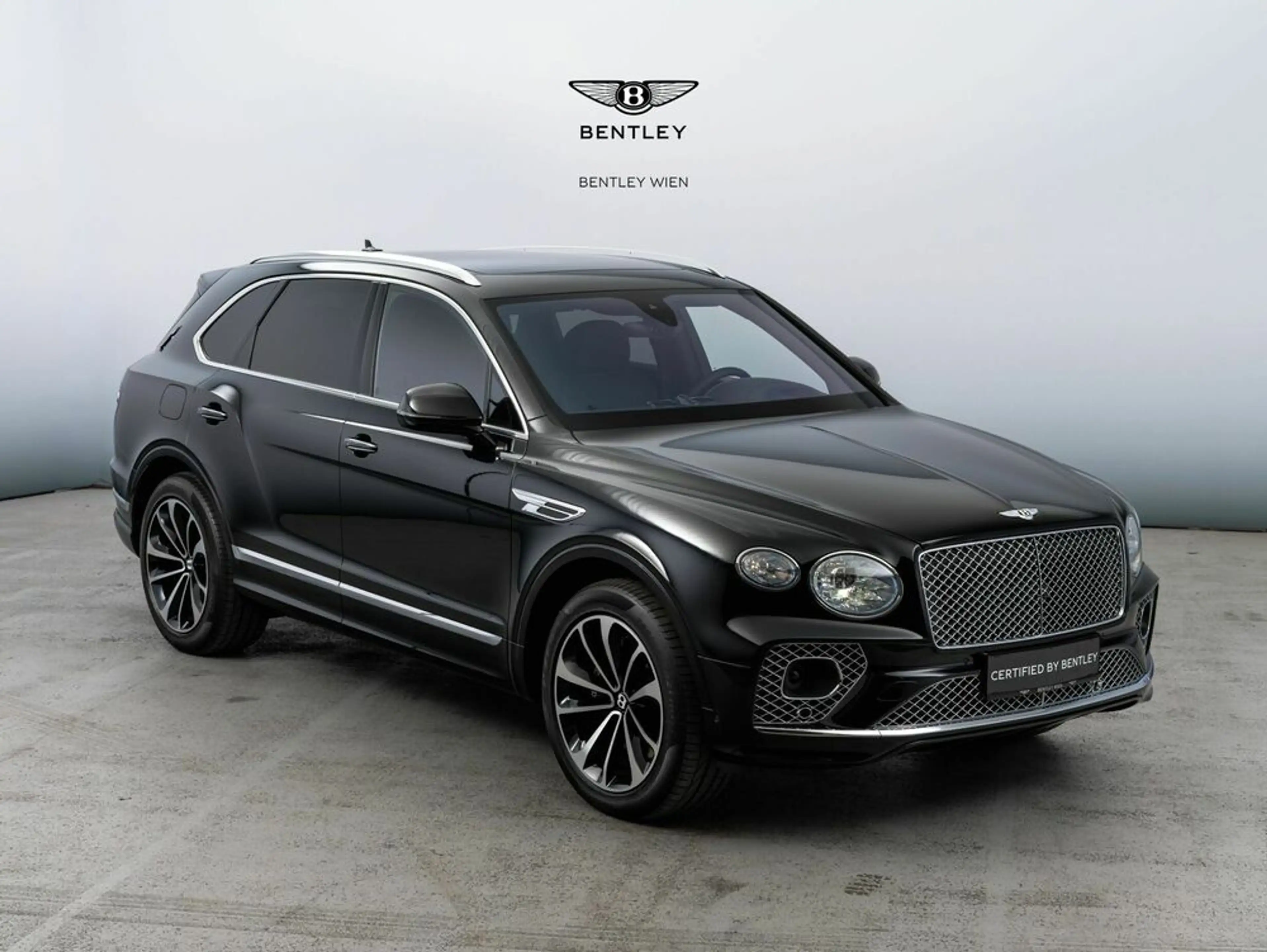 Bentley Bentayga V6 Hybrid — photo 2