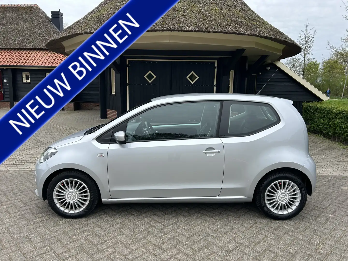 Volkswagen up! 1.0 high up! BlueMotion Cruise Navi Pdc Stoelverwa Gris - 1