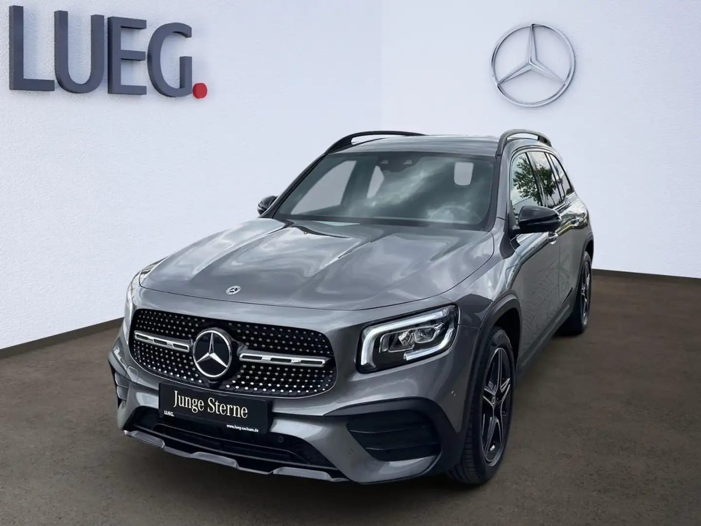Mercedes-Benz GLB 220 d 4Matic AMG+INFOTAINMENT+NIGHT+SOUND Grau - 1
