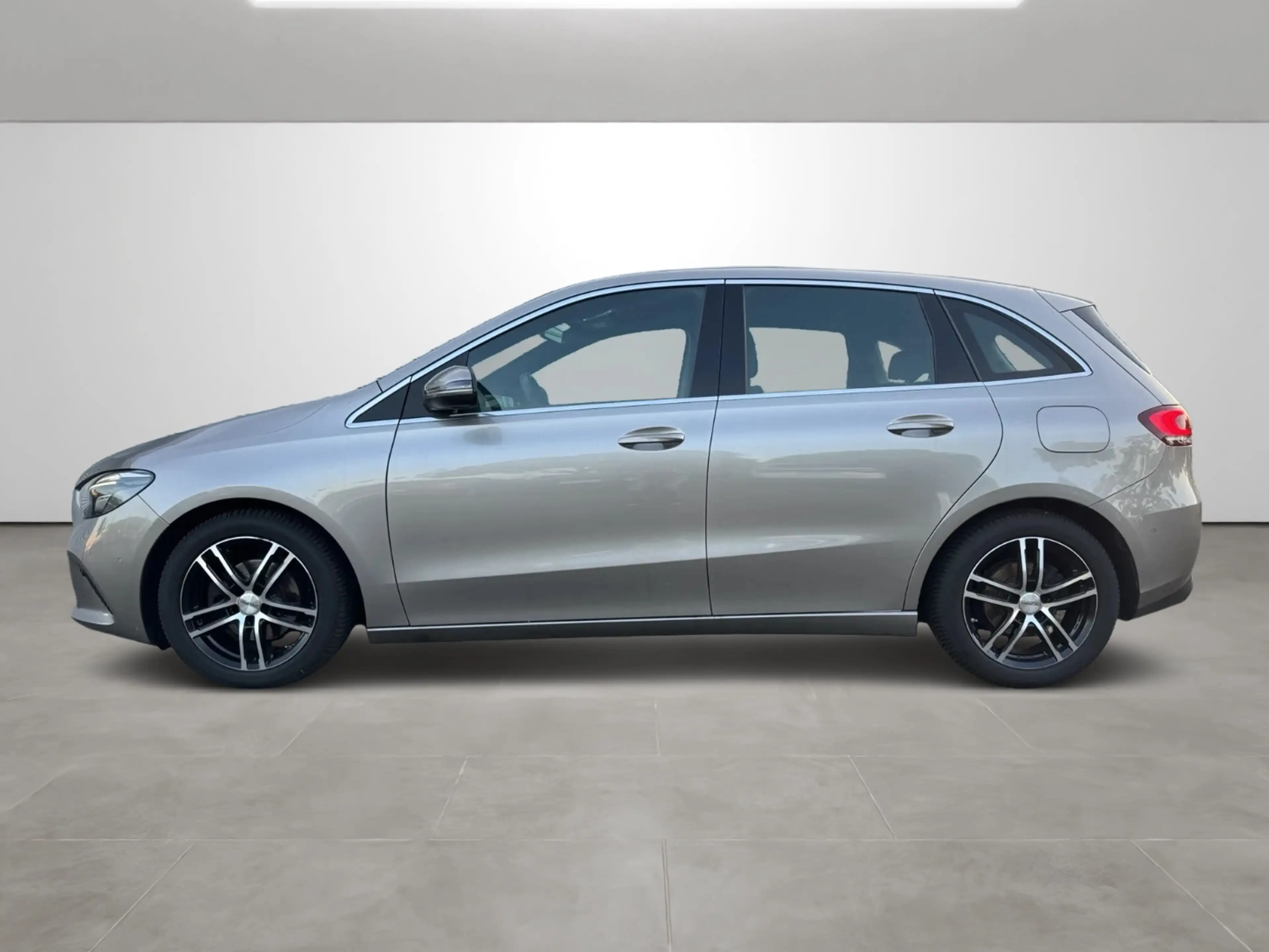 Mercedes-Benz B Electric Drive 180 *LED*NAVI*BUSINESS* — photo 6