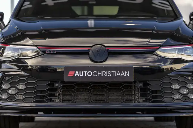 Volkswagen Golf view 19