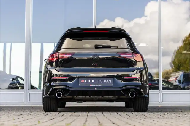 Volkswagen Golf view 5