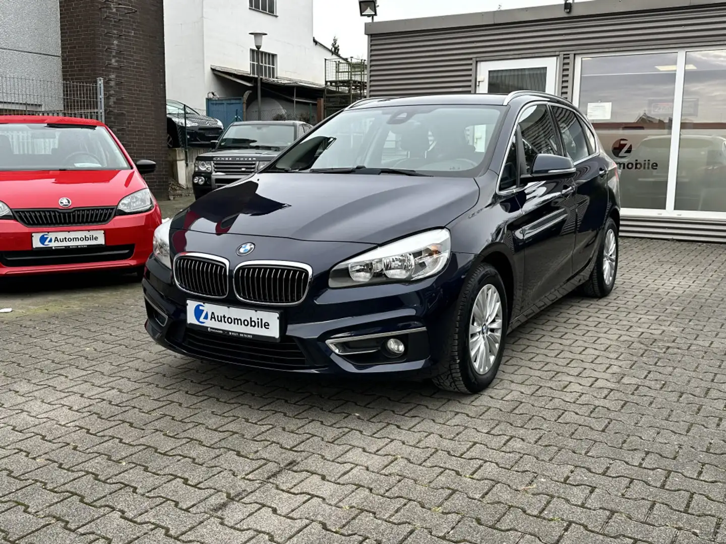 BMW 218 Luxury Line - 2