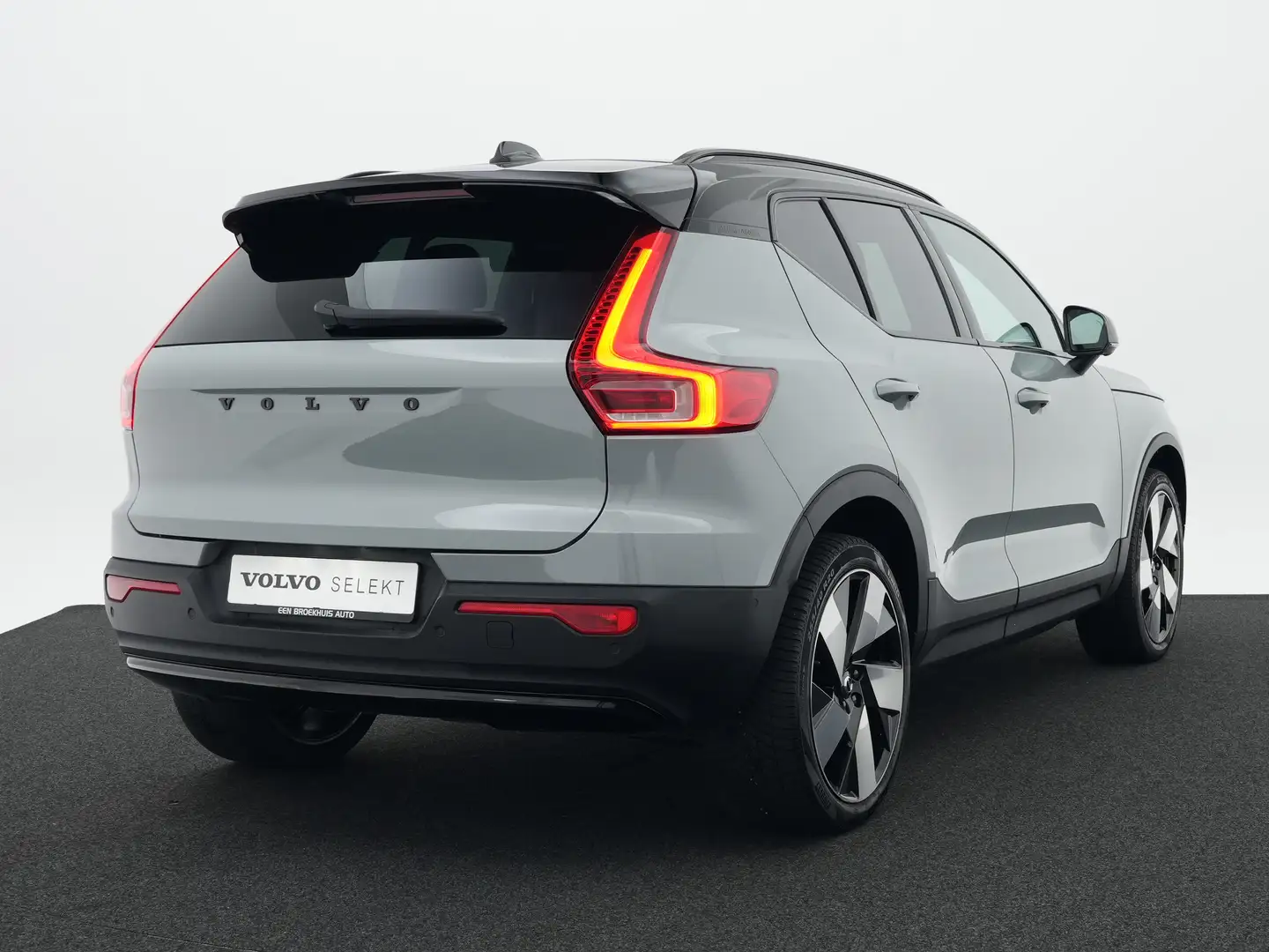 Volvo XC40 Single Extended Range Ultimate 82 kWh | Pixel LED Gris - 2
