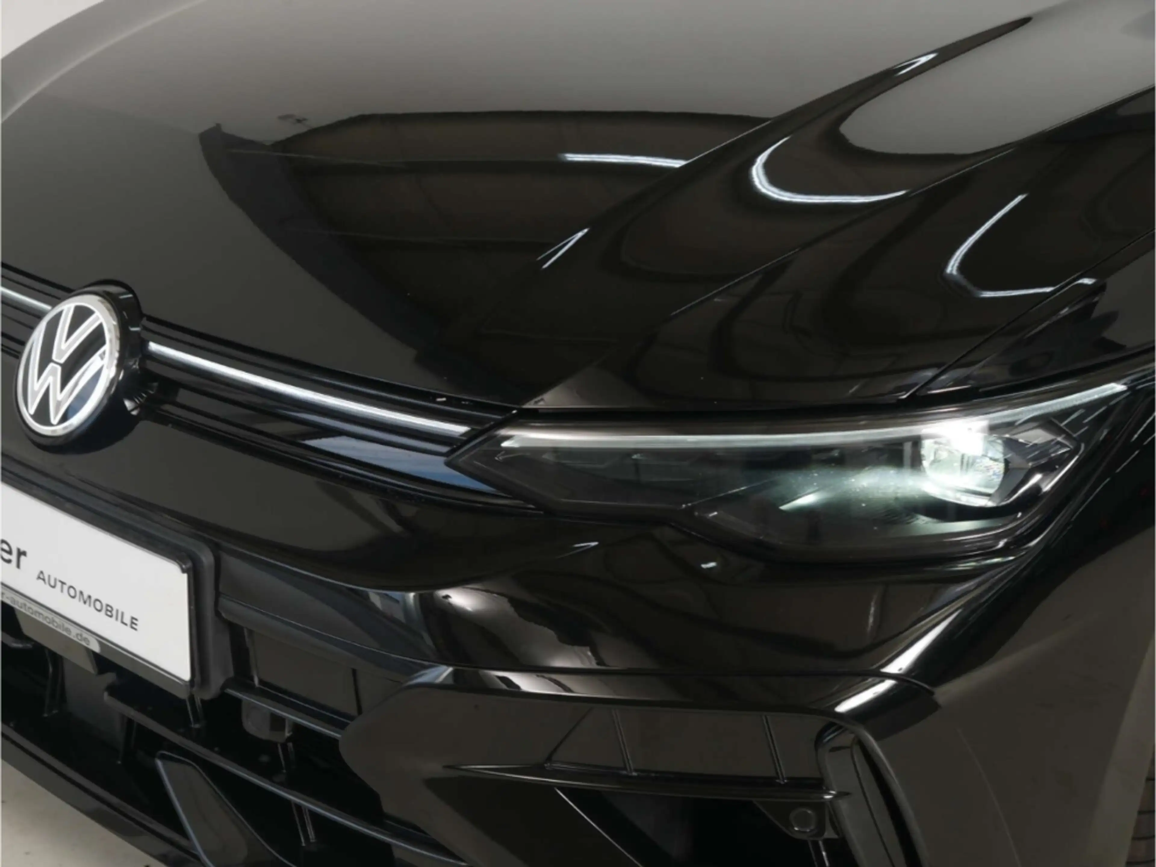 Volkswagen Golf R 2.0 TSI 4Motion Black Style — photo 4