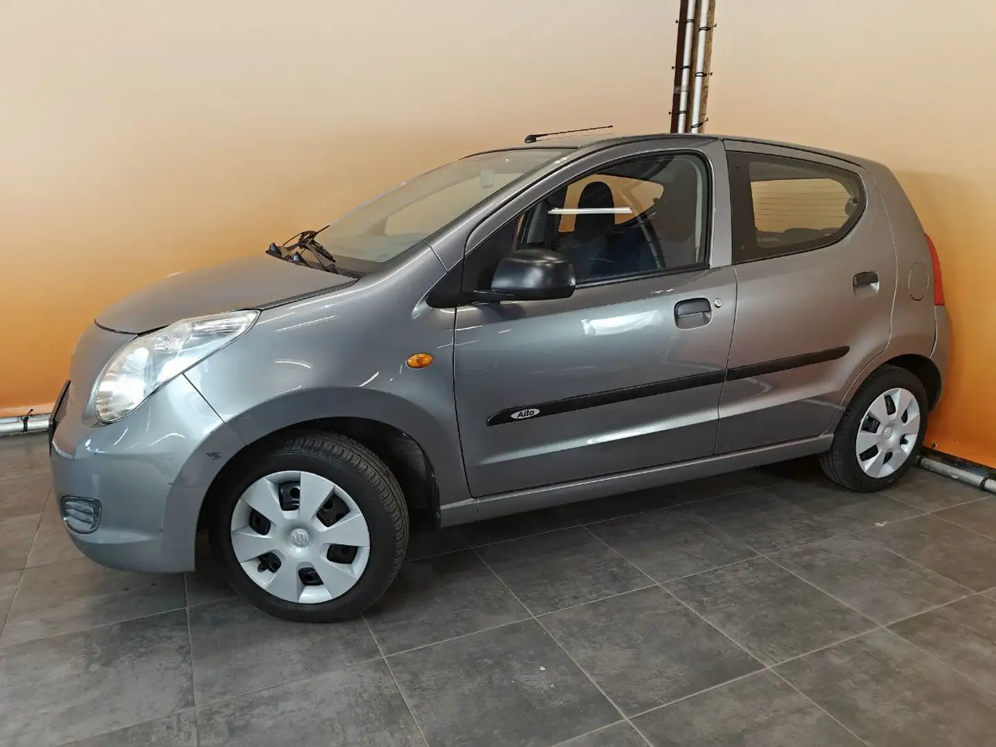 Suzuki Alto 1.0 Comfort EASSS airco | lage km stand Gris - 2