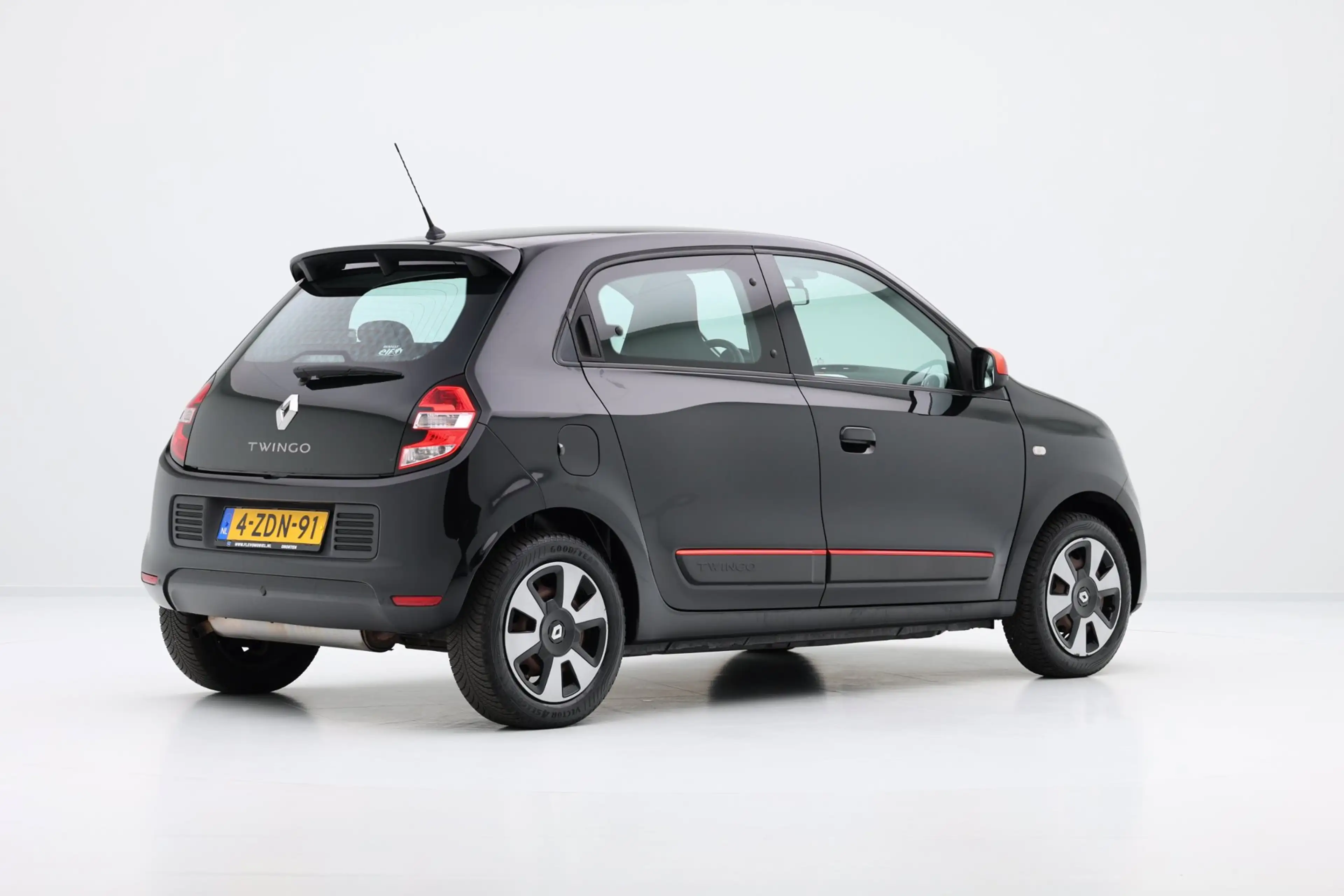 Renault Twingo 1.0 SCe Expression 5drs Airco|LED dagrij|Cruise — photo 3