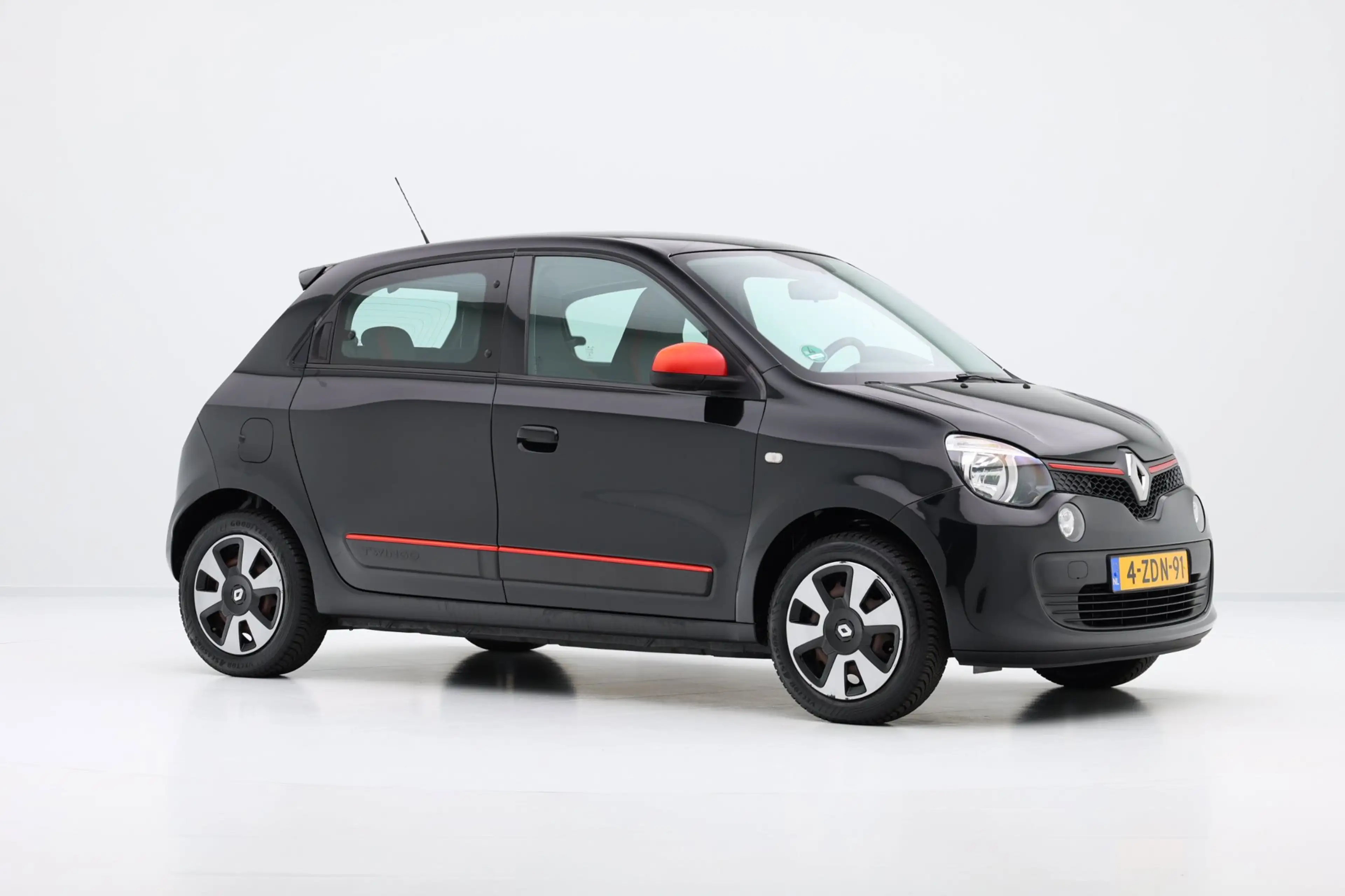 Renault Twingo 1.0 SCe Expression 5drs Airco|LED dagrij|Cruise — photo 4