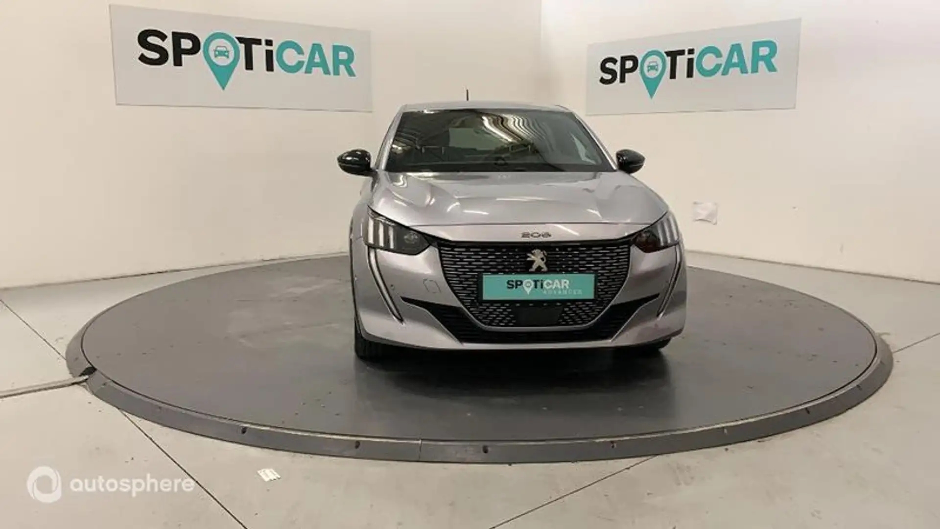 Peugeot 208 e-208 136ch GT - 2