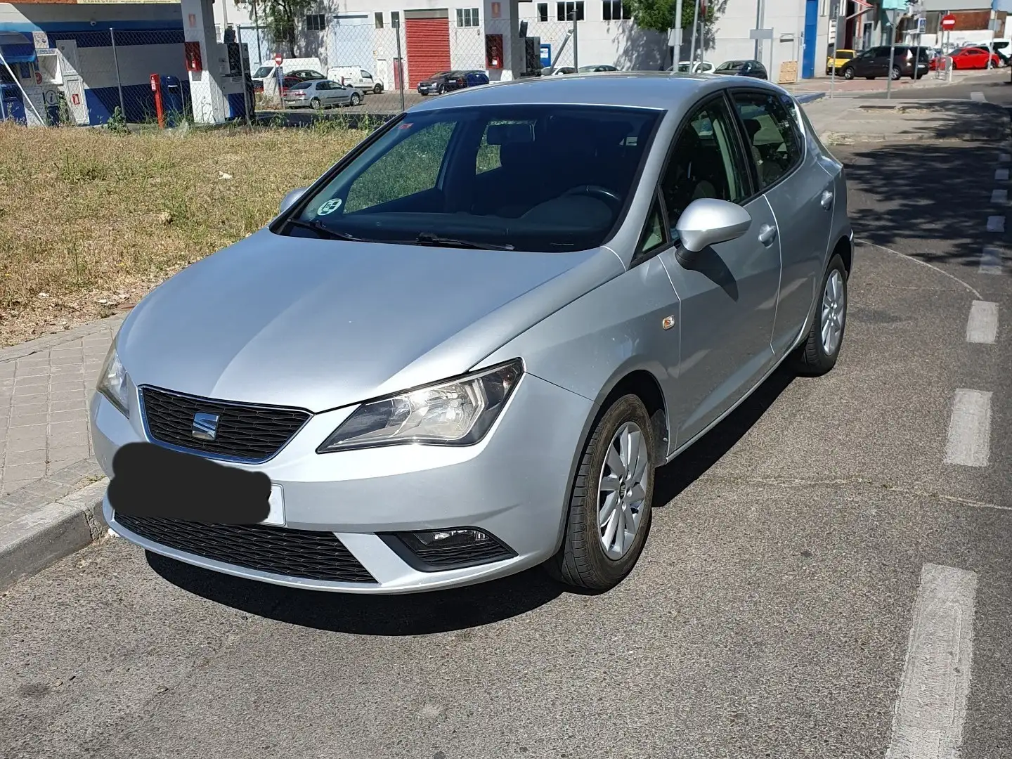 SEAT Ibiza 1.6TDI CR Style 105 Plateado - 2