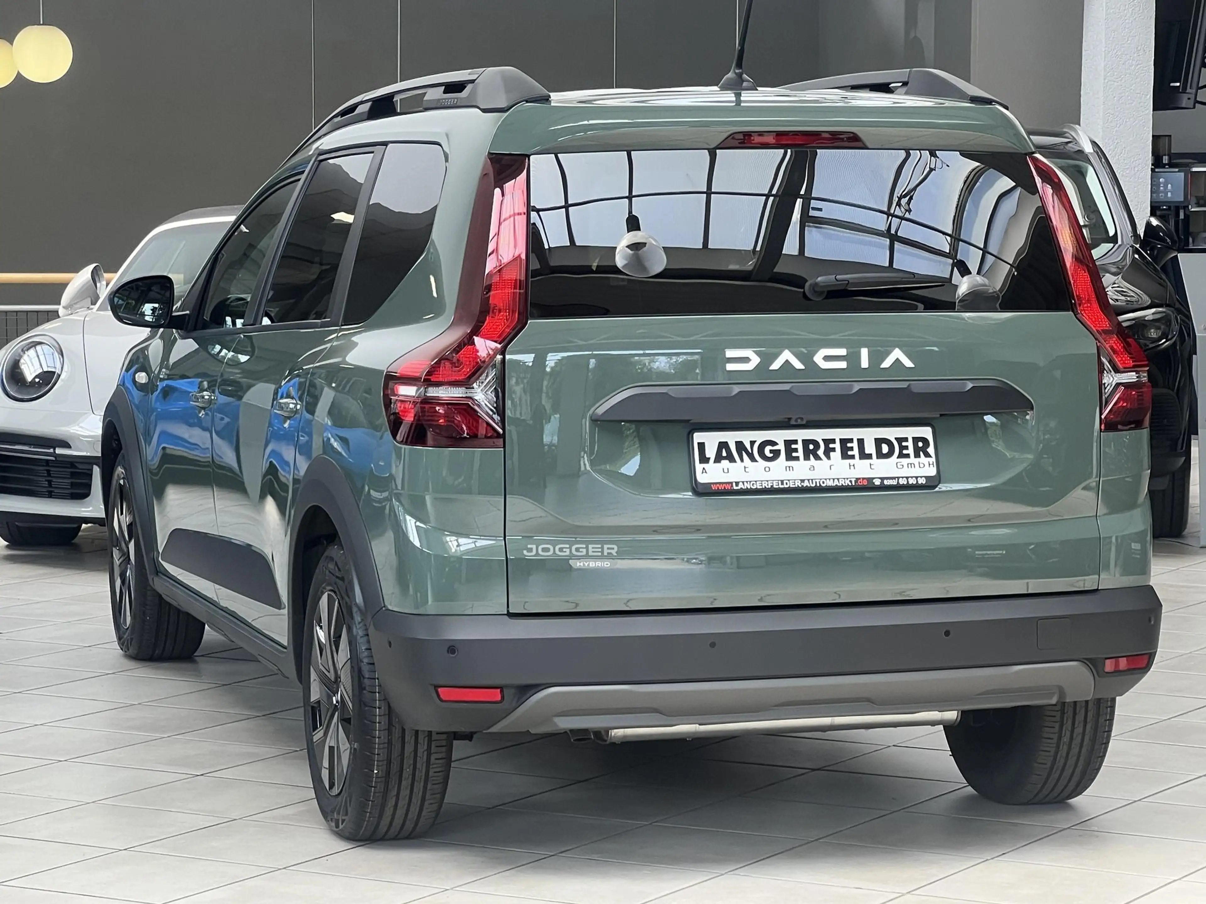 Dacia Jogger Jogger 1.6 E-TECH Hybrid|Expression|7-Sitzer|RFK — photo 8