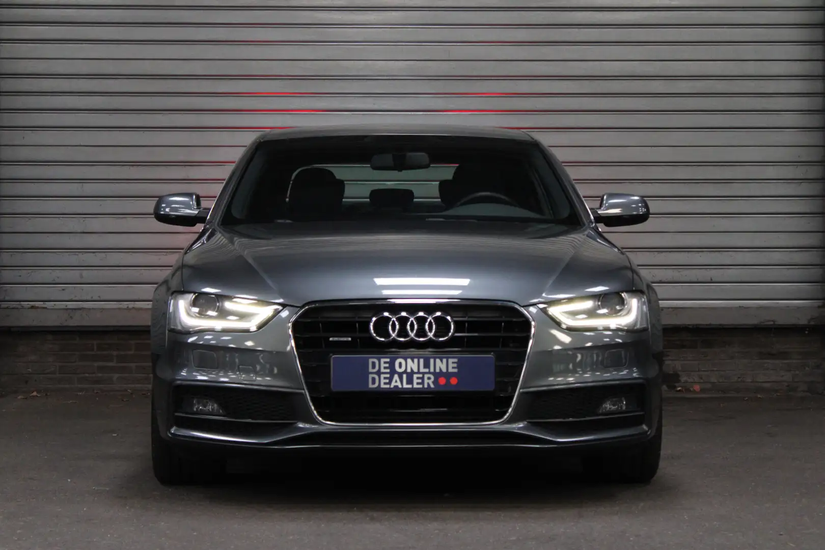 Audi A4 Limousine 2.0 TFSI 225PK QUATTRO S Line |Clima|Cru Gri - 2