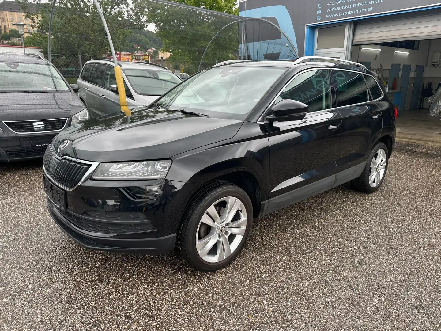 Skoda Karoq 1,5 TSI Style DSG AHK-Kamera-ACC Schwarz - 1