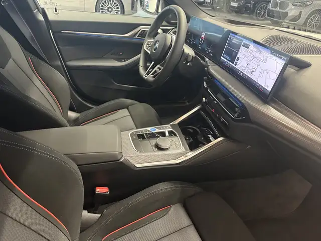 BMW i4 xDrive Gran Ansicht 10