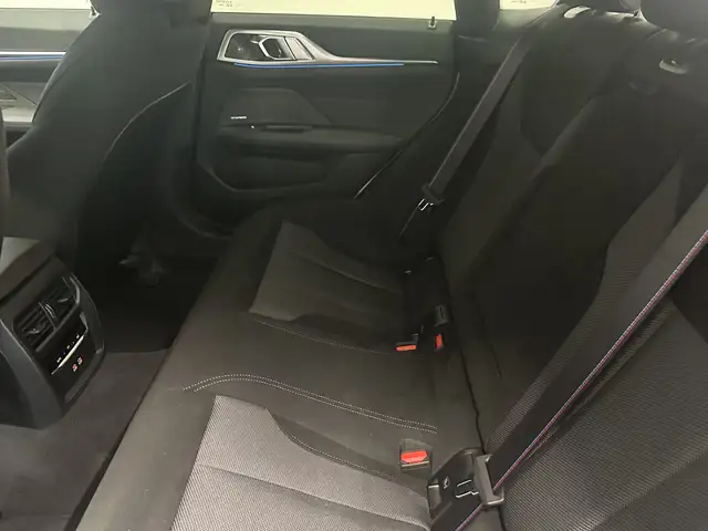 BMW i4 xDrive Gran Ansicht 11