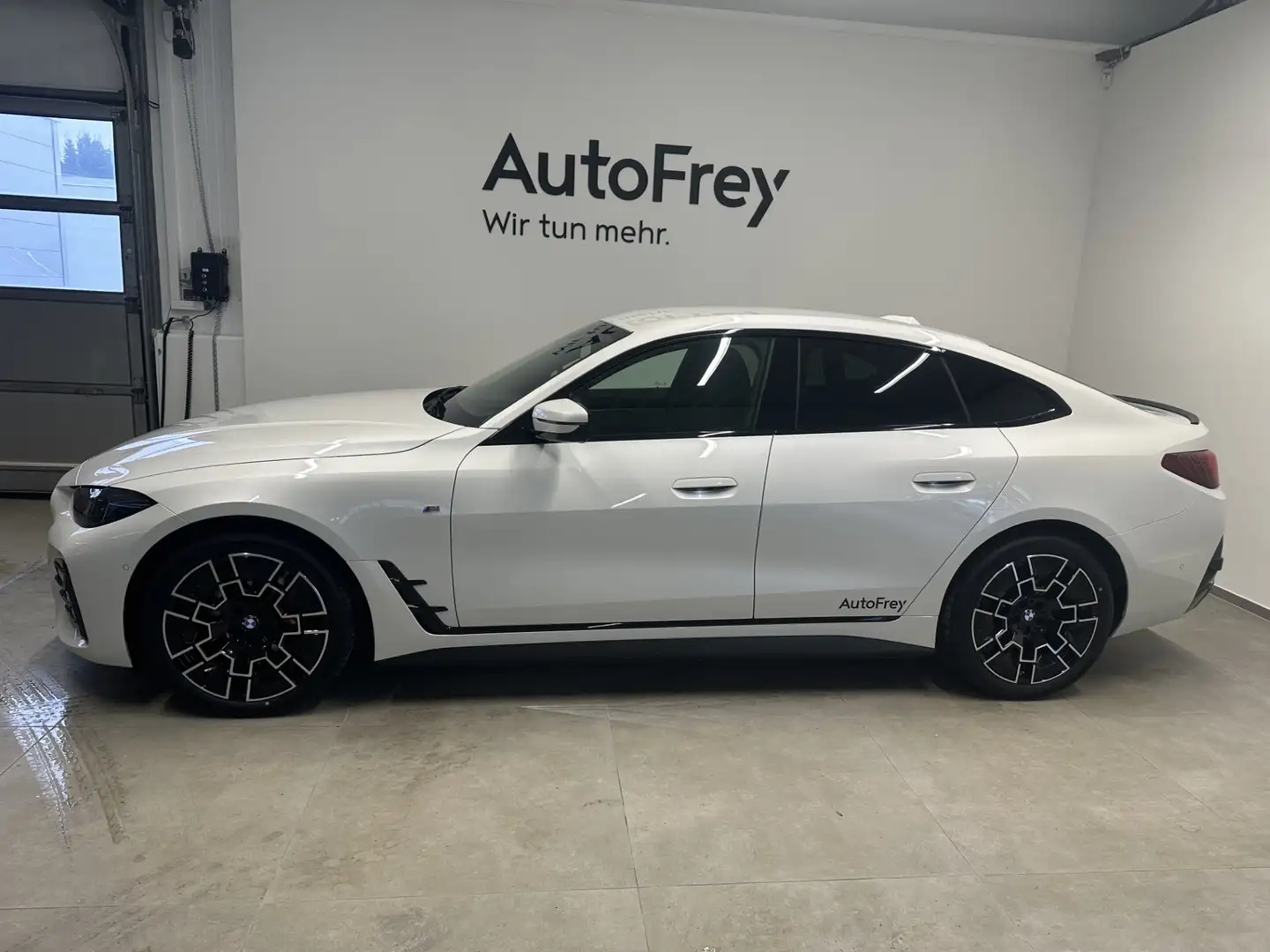 BMW i4 xDrive Gran Coupe Weiß - 2