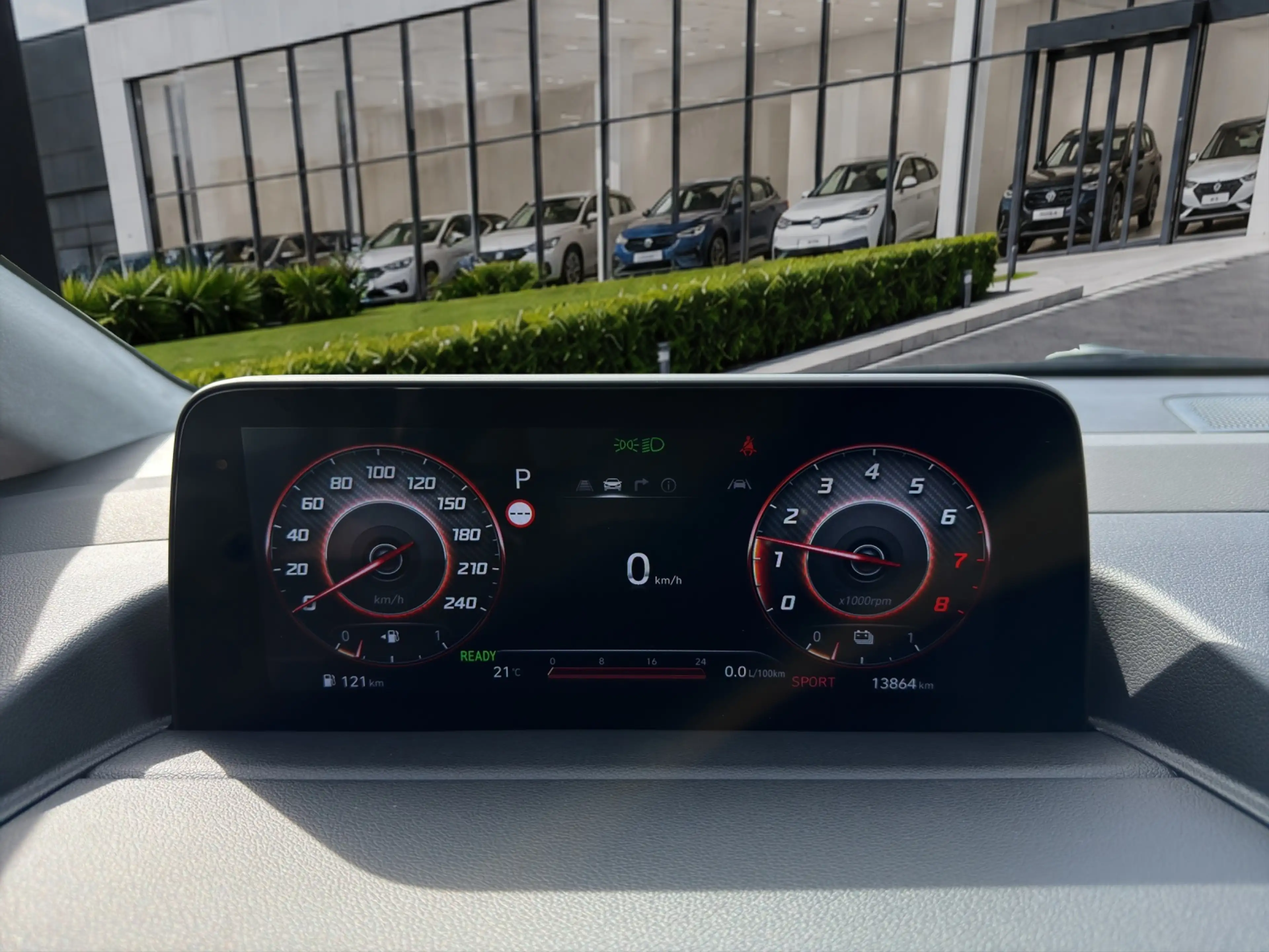 Hyundai STARIA Hybrid 1.6 T-GDi Signature PANO/NSCC/BOSE — photo 15