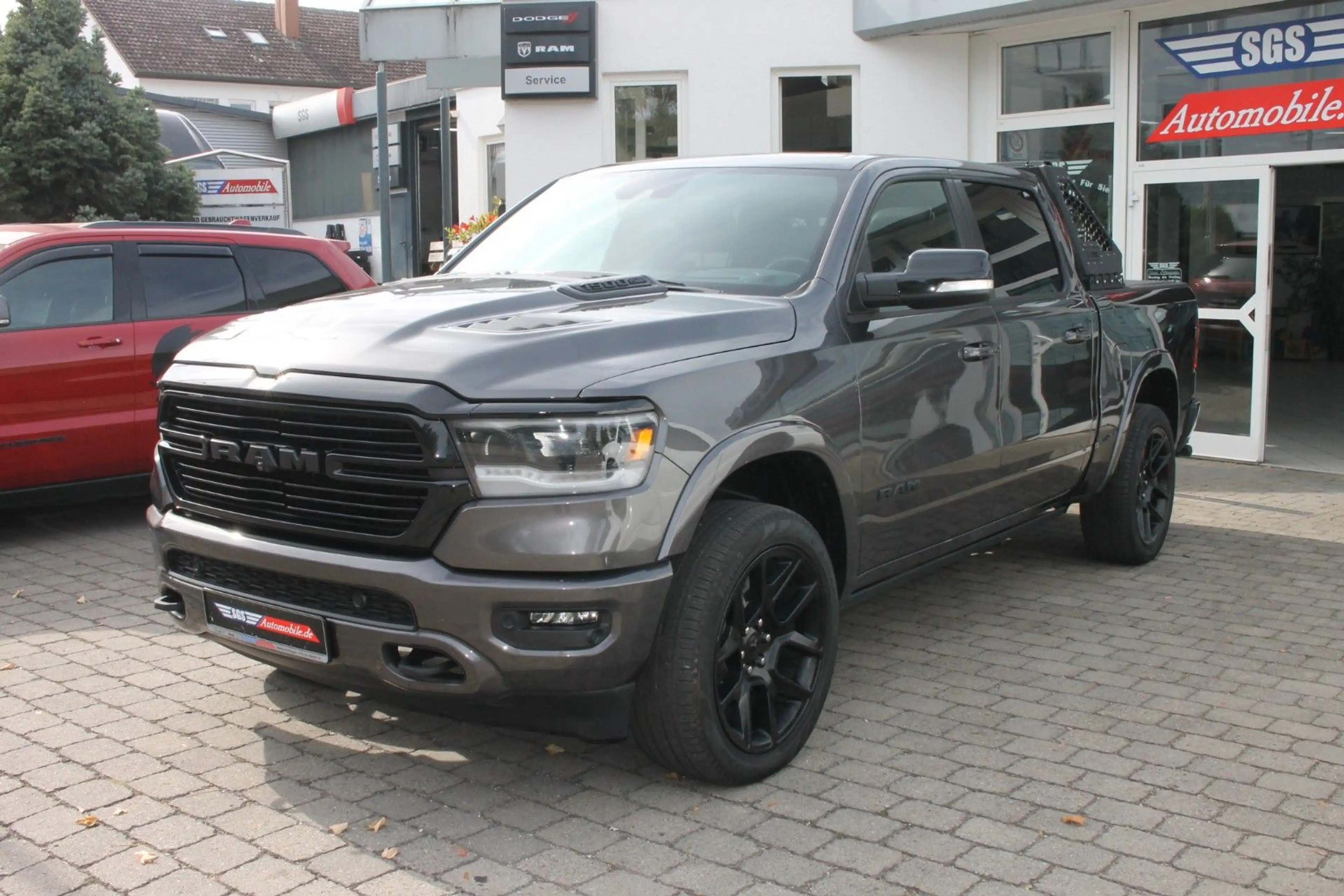 Dodge RAM 1500 5,7 Laramie Night Luft,LPG,360°1.Hand