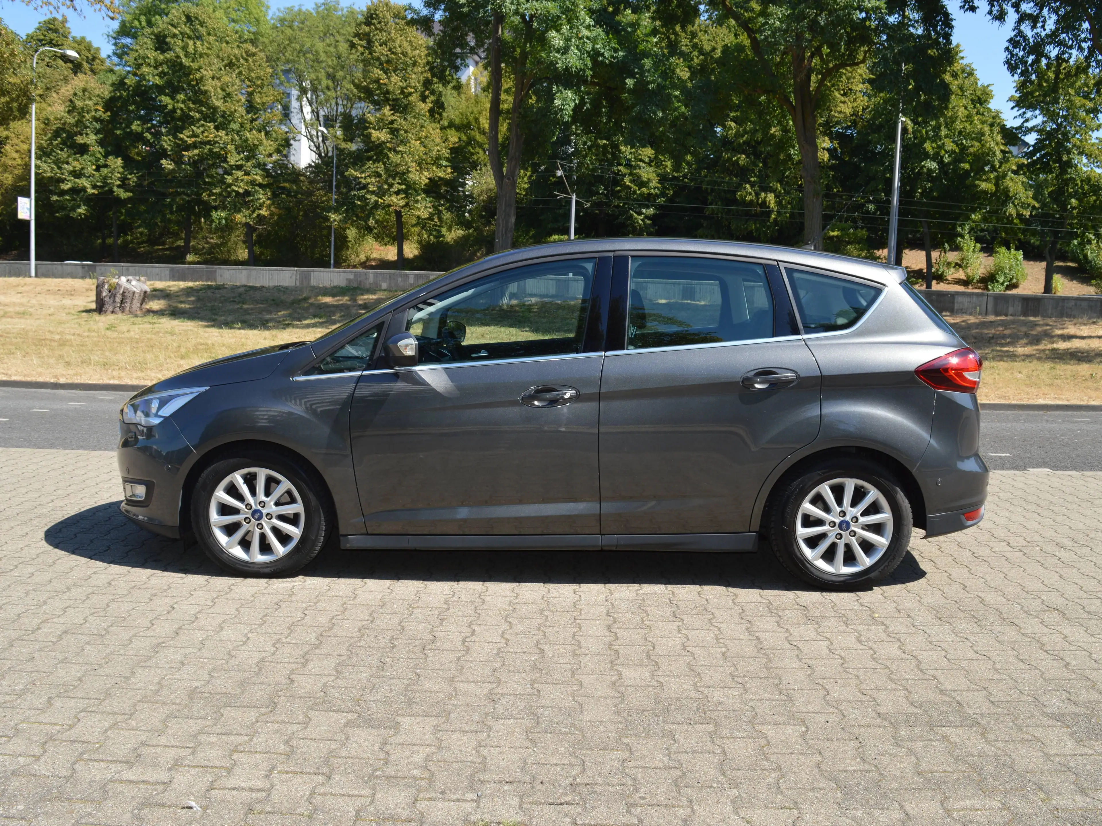 Ford C-Max C-Max 1.5 EcoBoost Start-Stop-System Aut. Titanium*Leder* — photo 4