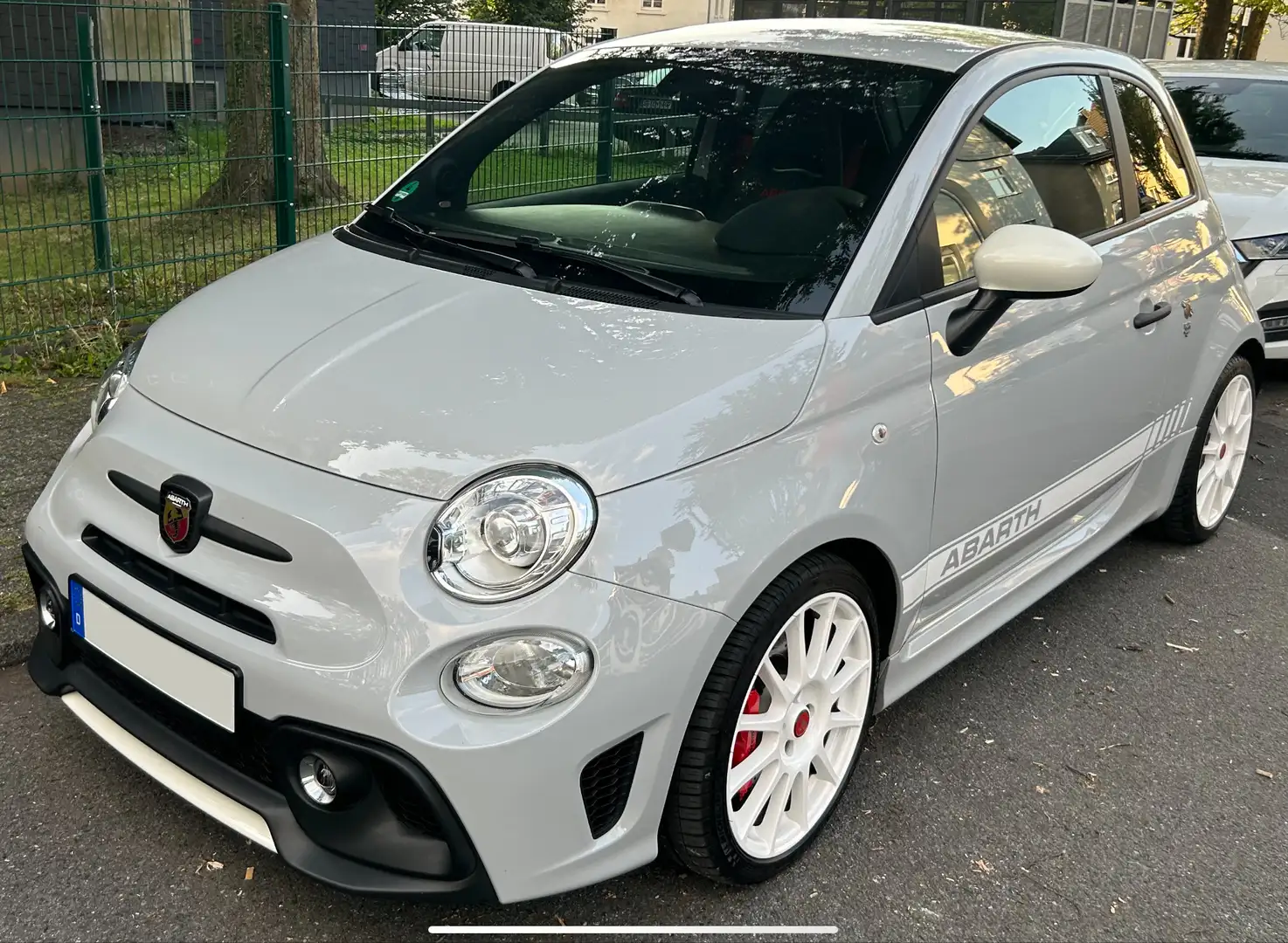 Abarth 500 595 EsseEsse - Akrapovic, Sabelt, Carbonpaket Grau - 1