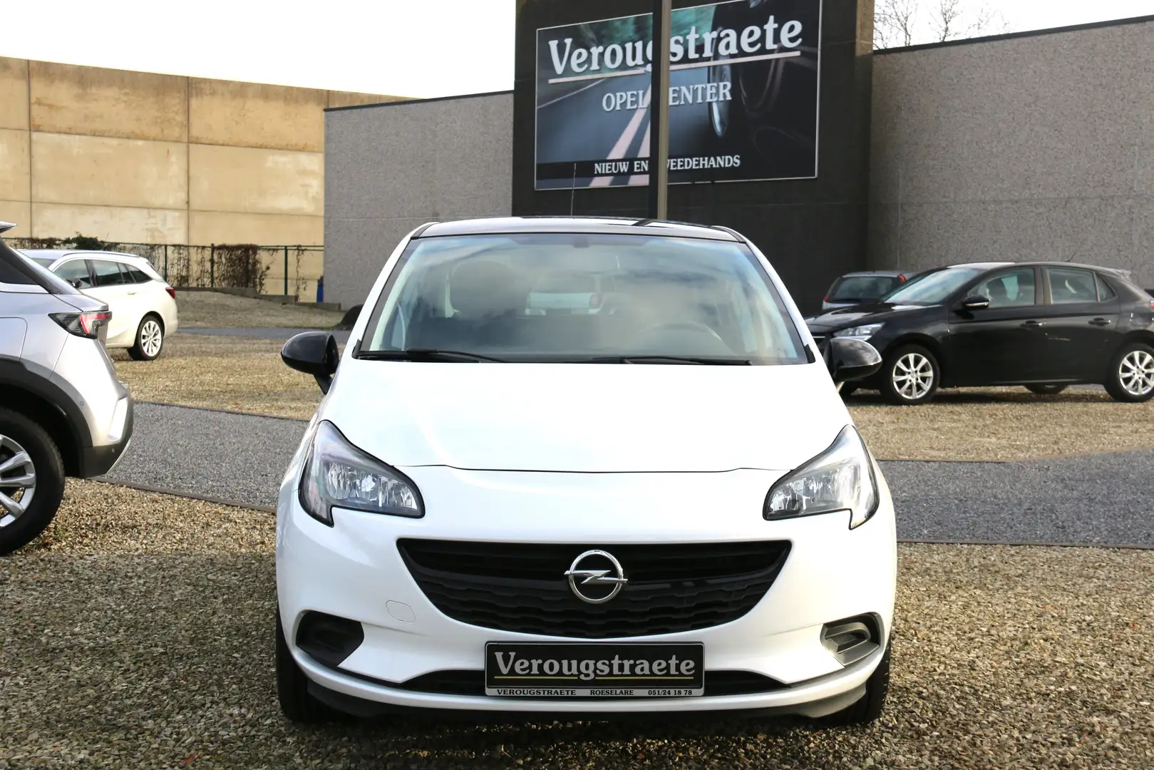 Opel Corsa 1.2i Black Edition Airco, Navi, Apple, Android, .. Wit - 2