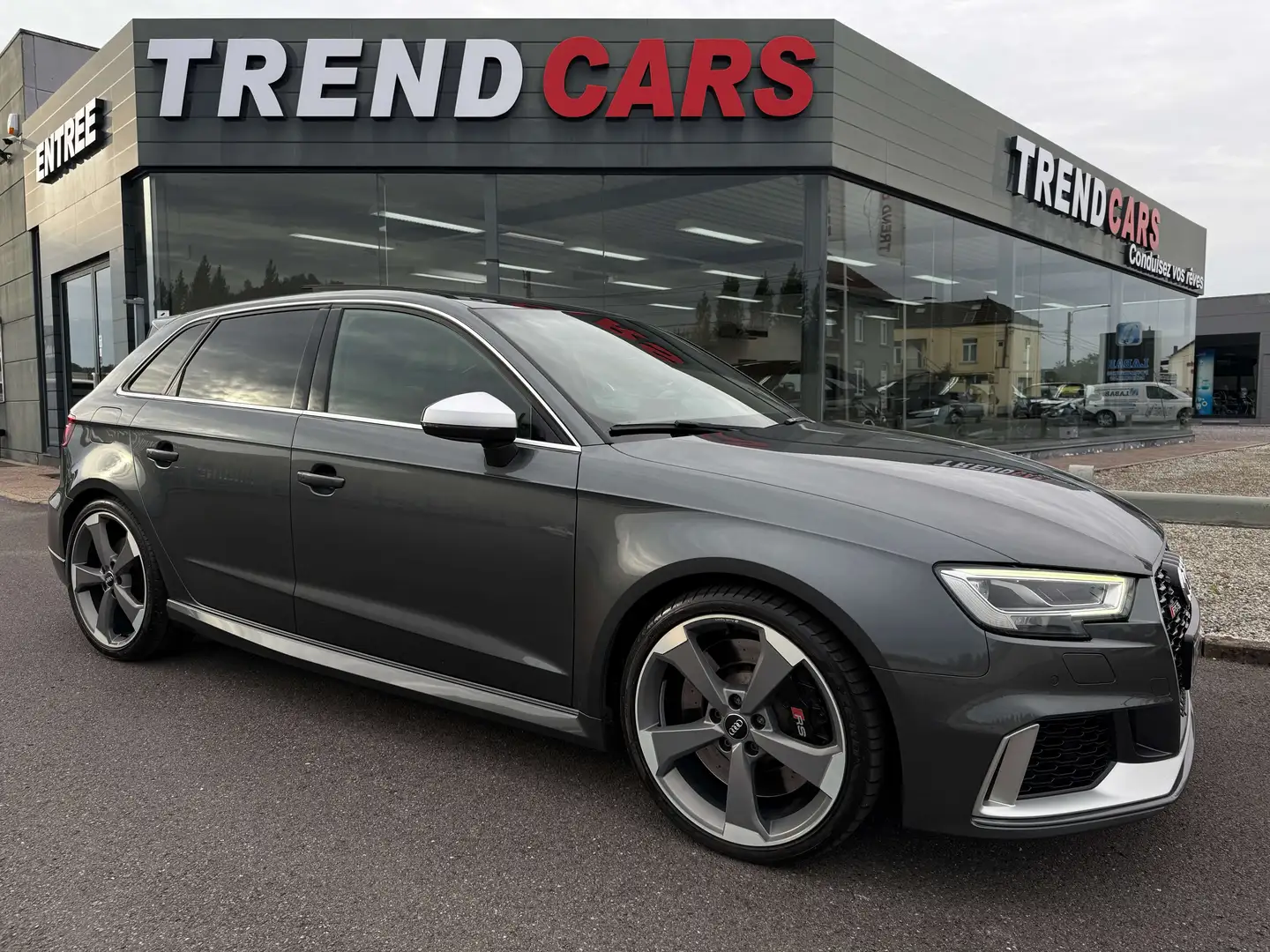 Audi RS3 SPORTBACK 2.5TFSI QUATTRO AUTO. TOIT PANO B\u0026O CUIR Gris - 2