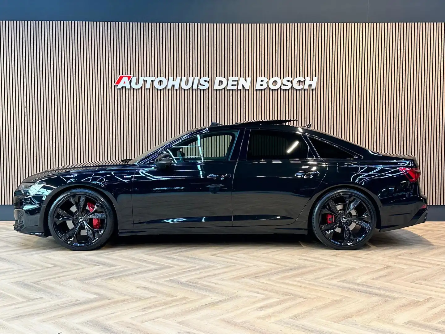 Audi A6 Limousine 55 TFSI e Quattro Competition 367PK - B& Noir - 2